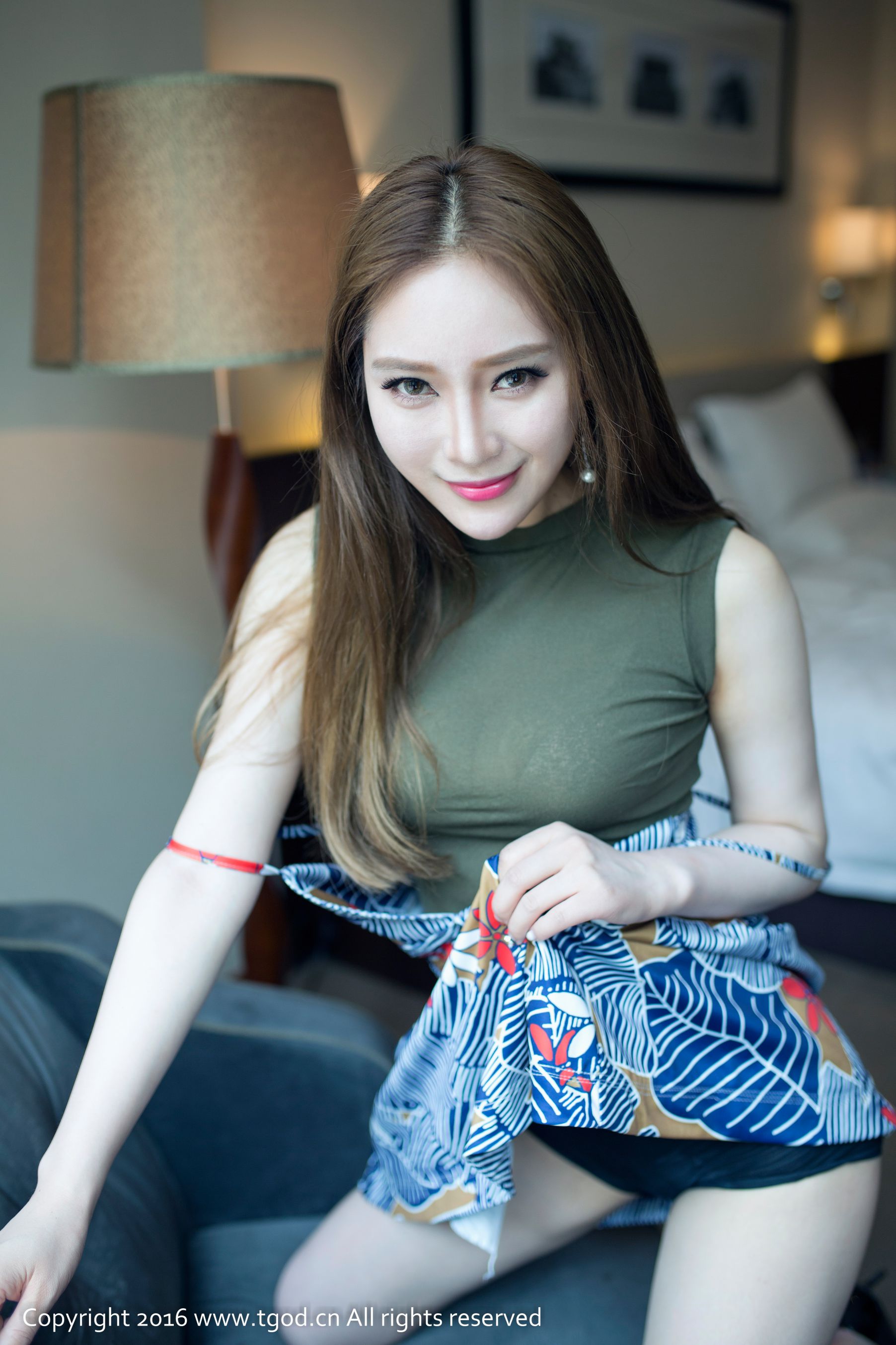婷婷《绝美佳人大波浪》 [推女神TGOD]_第5张