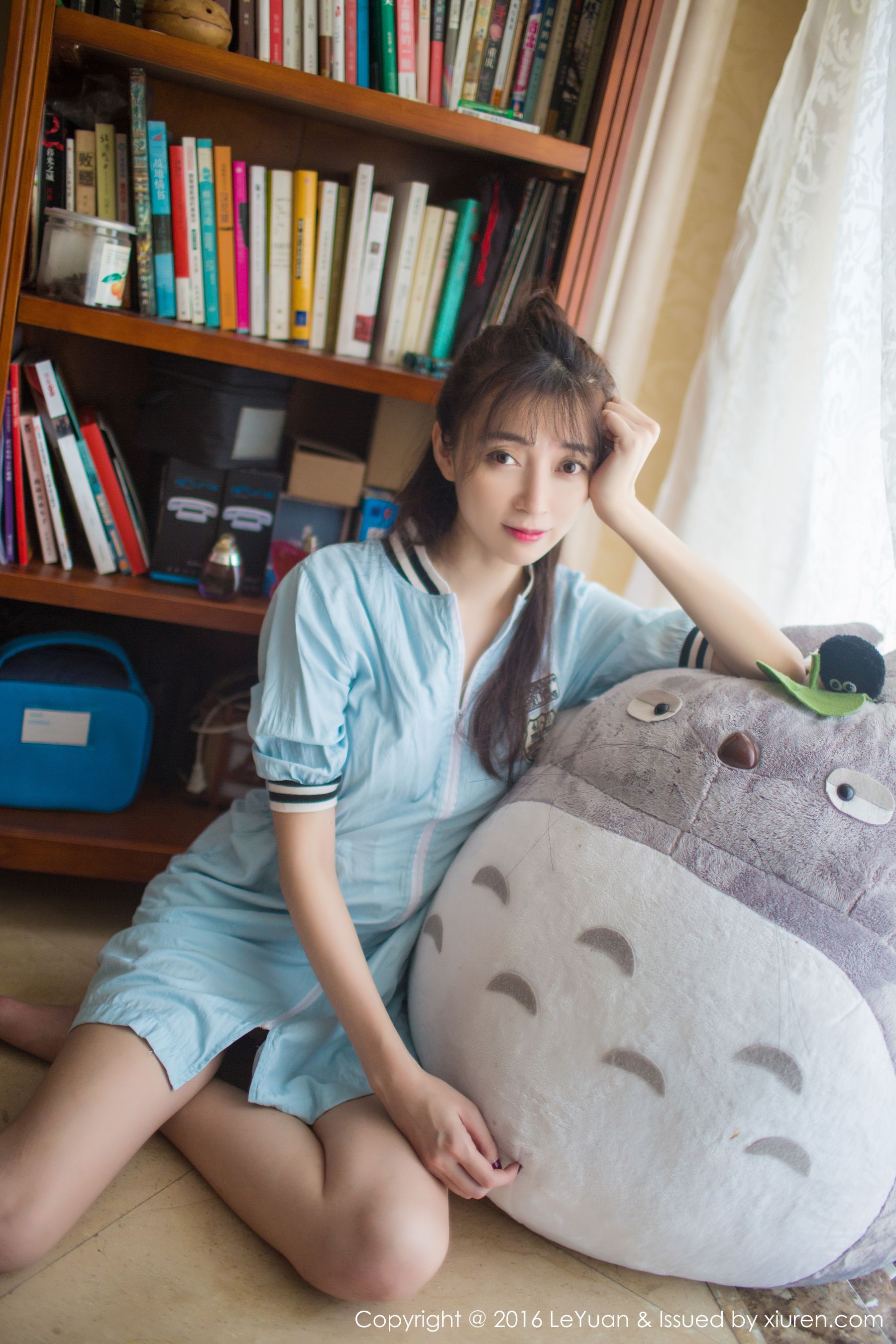 楚琪kiki 《小清新街拍+比基尼系列》 [星乐园LeYuan] Vol.006_第4张