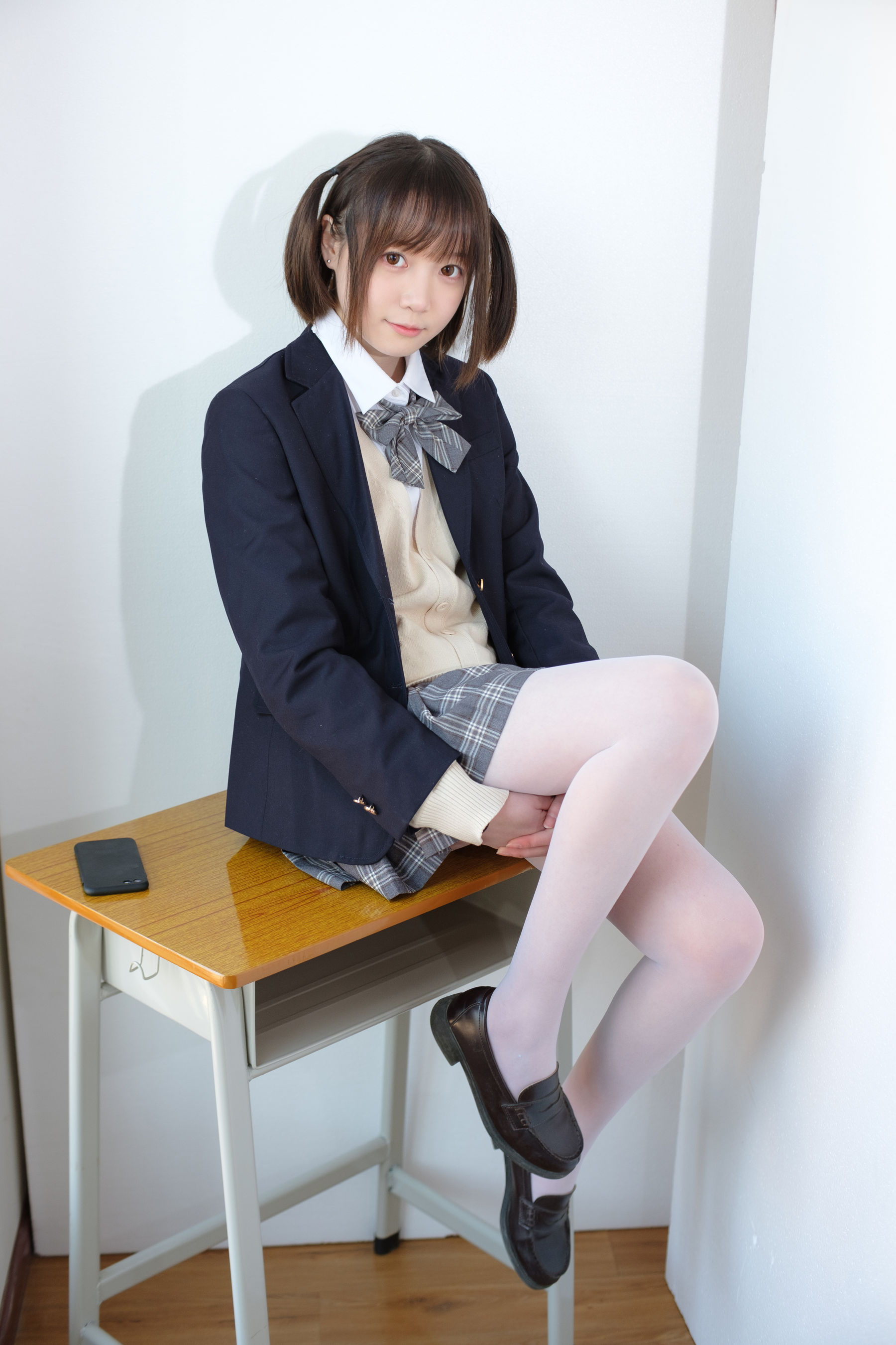 [森萝财团] X-010-SSR JK校服白丝_第1张