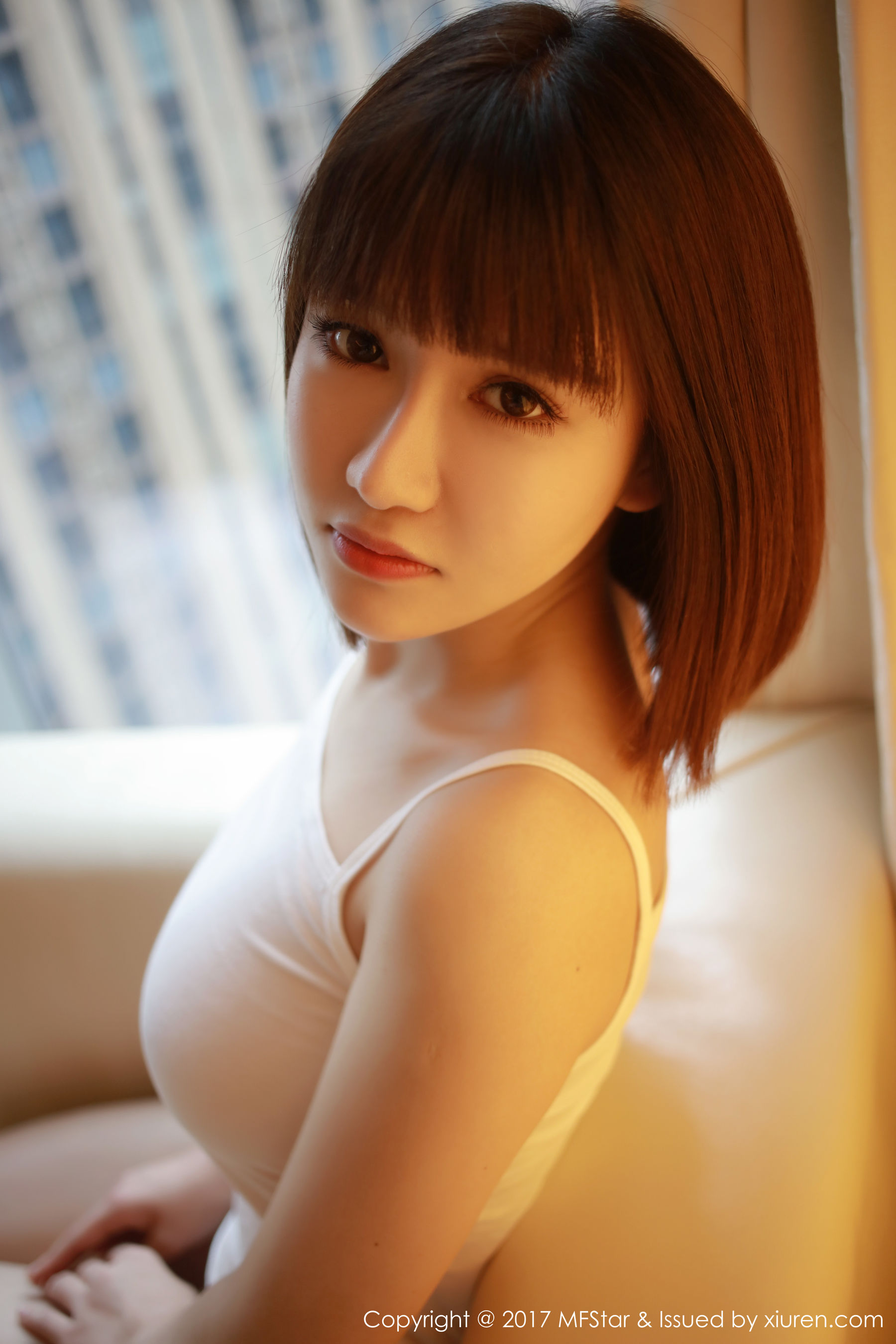 K8傲娇萌萌Vivian《诱人的小背心》 [模范学院MFStar] VOL.102_第5张