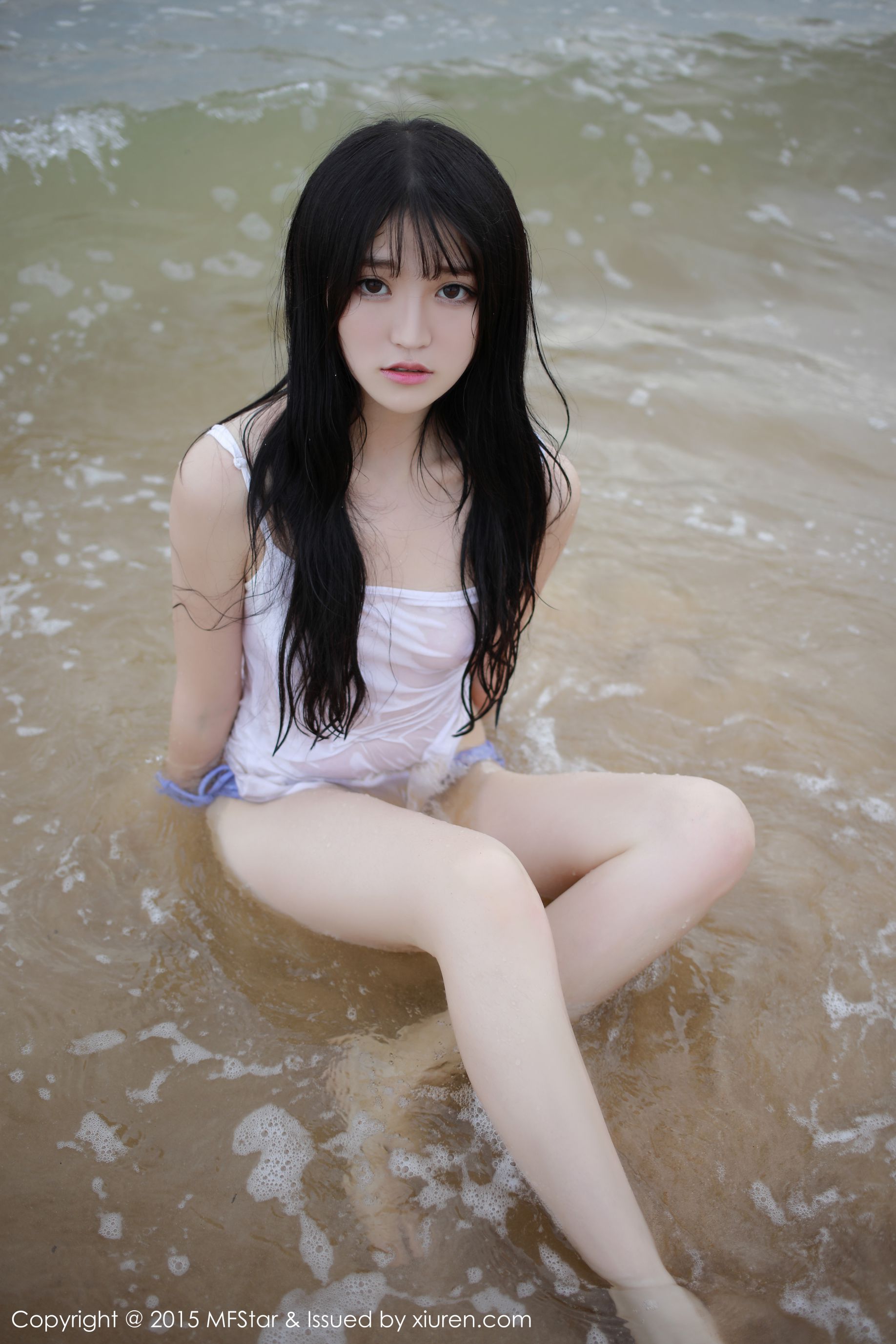 伊小七MoMo 《性感湿身旅拍》 [模范学院MFStar] Vol.029_第5张