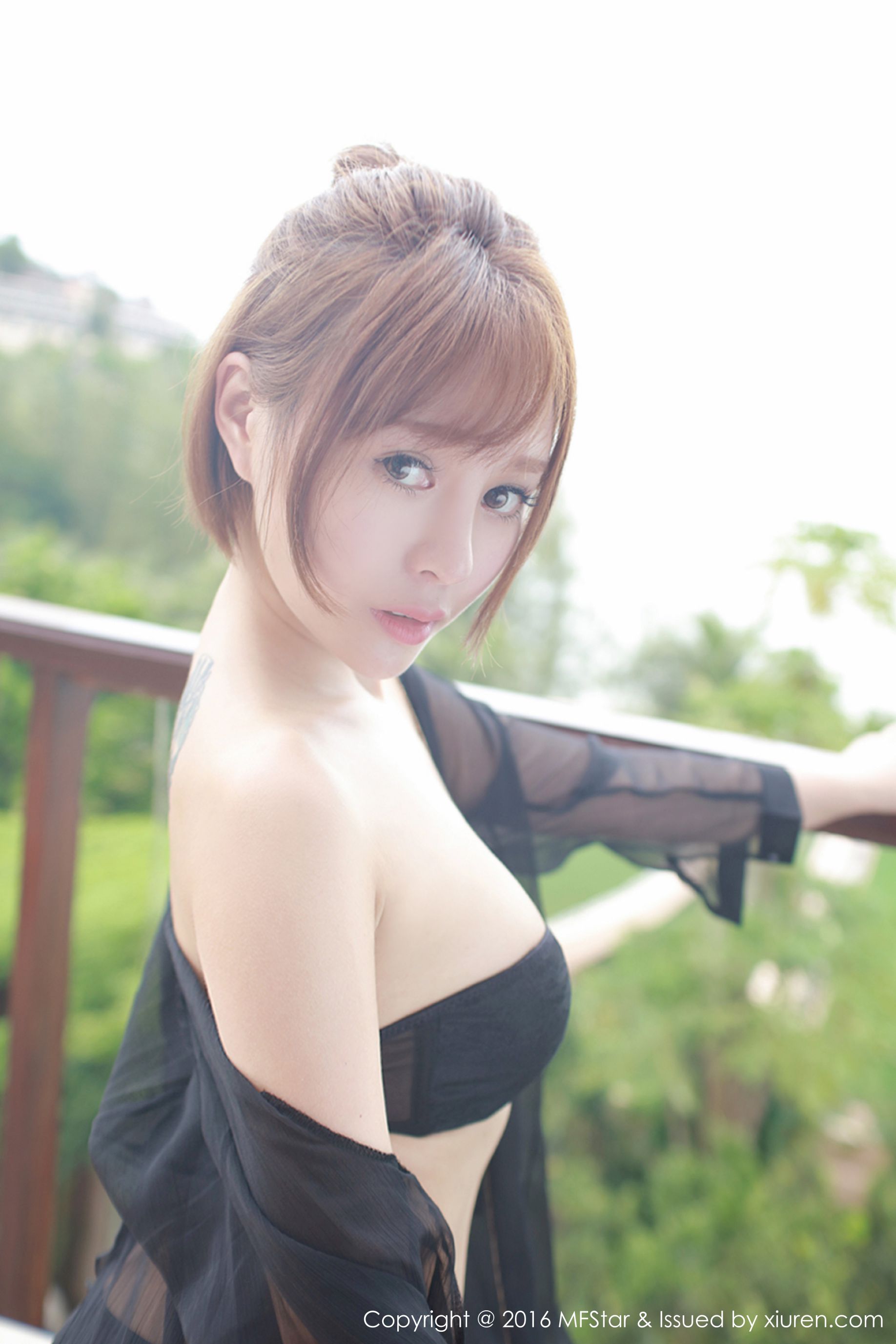 Evelyn艾莉《泰国心愿旅拍》性感透视薄纱 [模范学院MFStar] Vol.061_第3张
