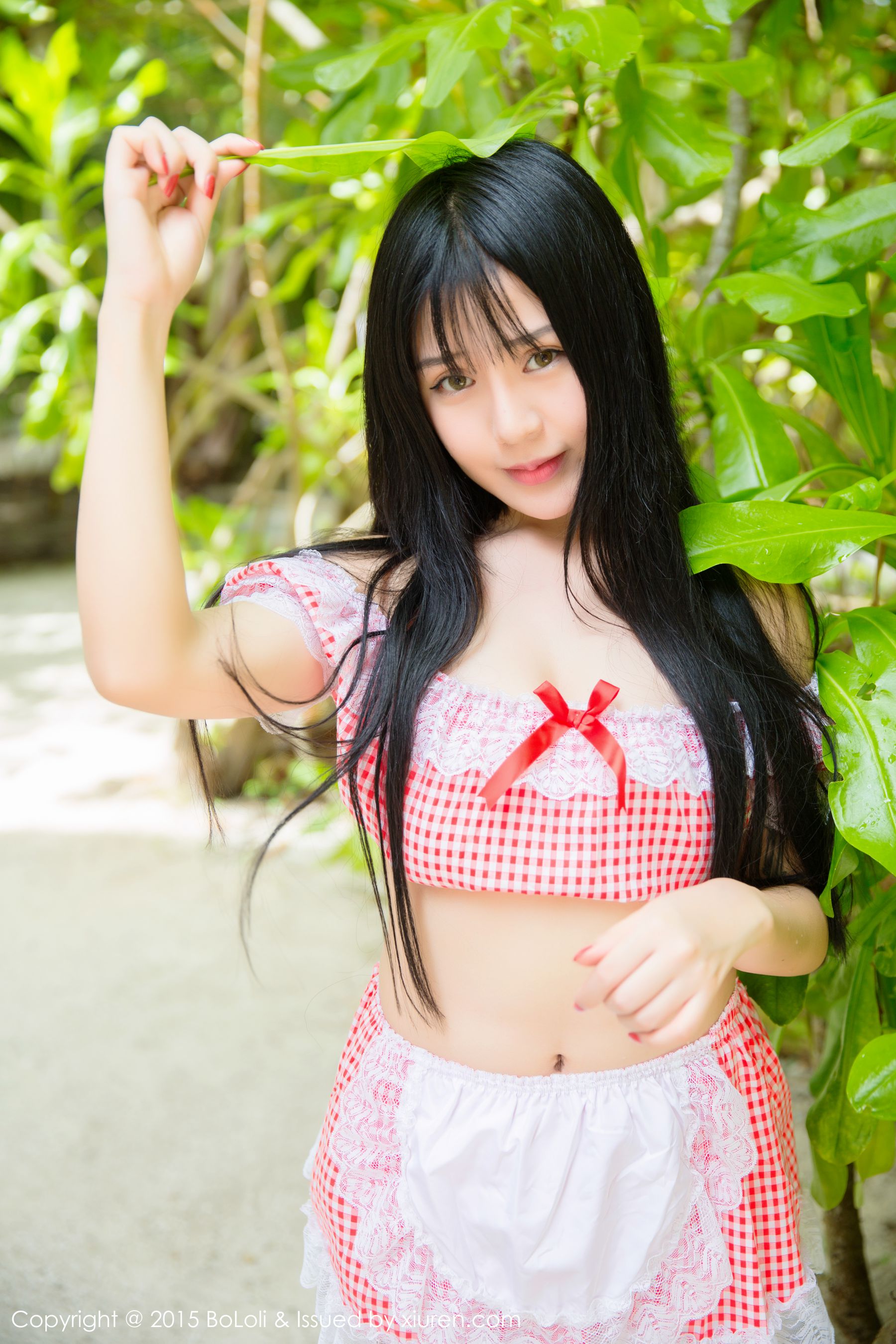 八宝icey《马尔代夫旅拍》清新女仆+猫耳比基尼 [BoLoli波萝社] Vol.047 写真集_第4张