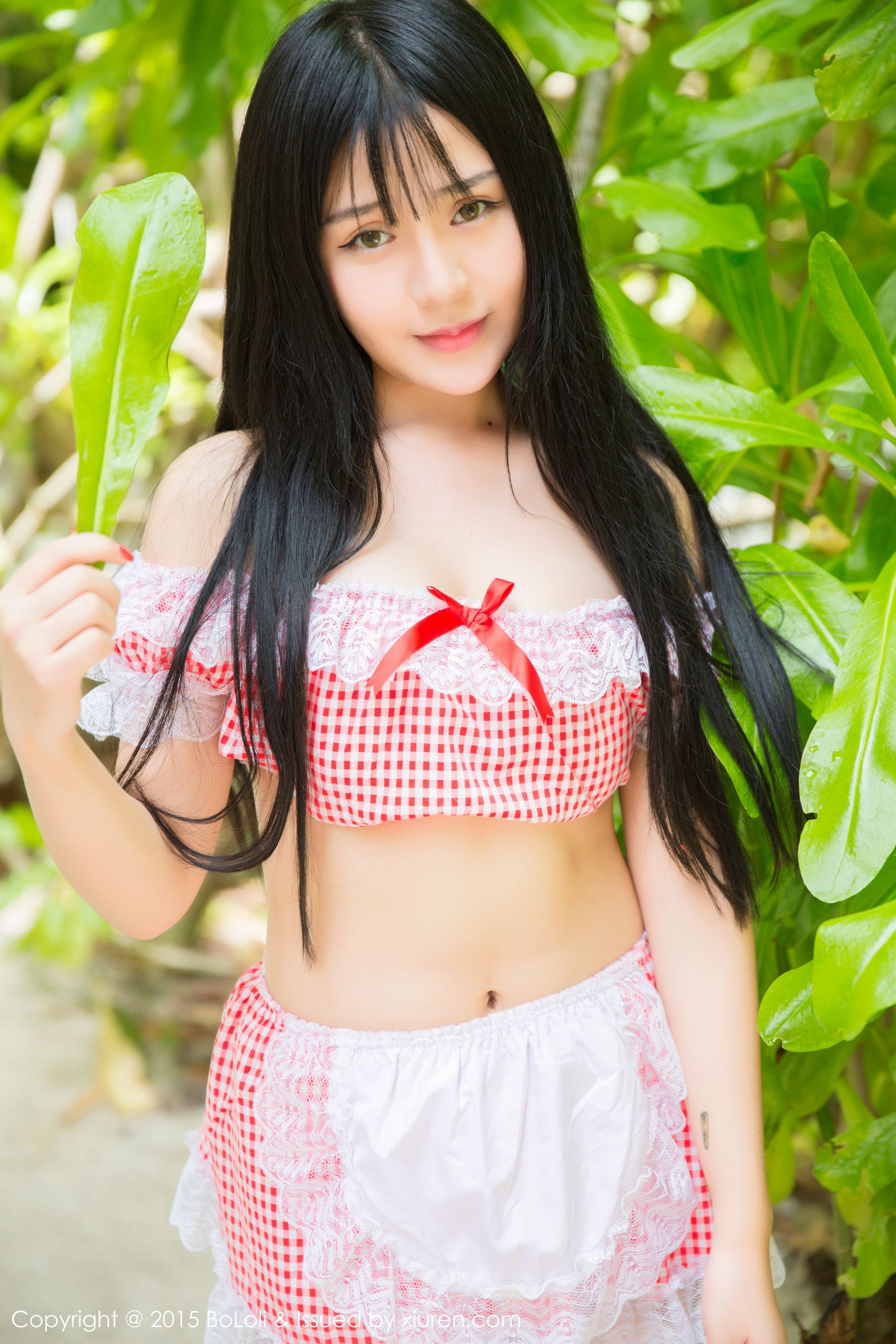 八宝icey《马尔代夫旅拍》清新女仆+猫耳比基尼 [BoLoli波萝社] Vol.047 写真集_第5张