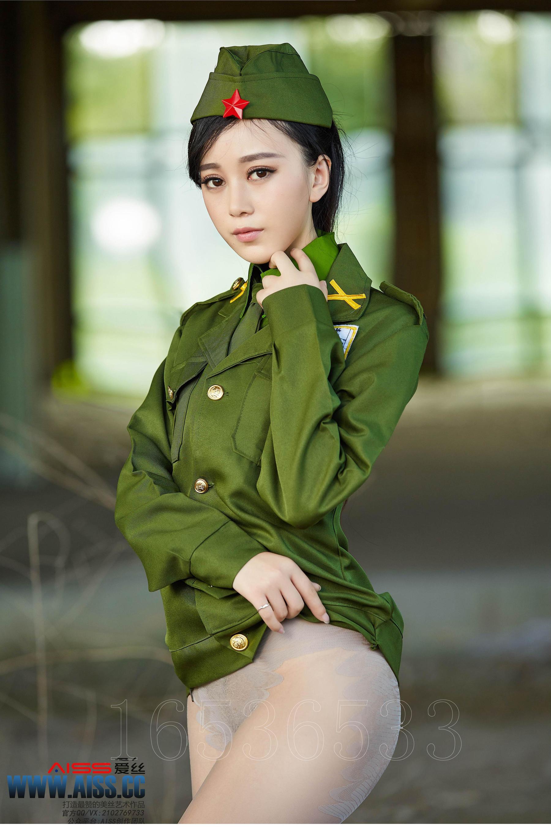 赵小米(赵语墨)《性感美丝小特务》 [AISS爱丝] F6035_第5张