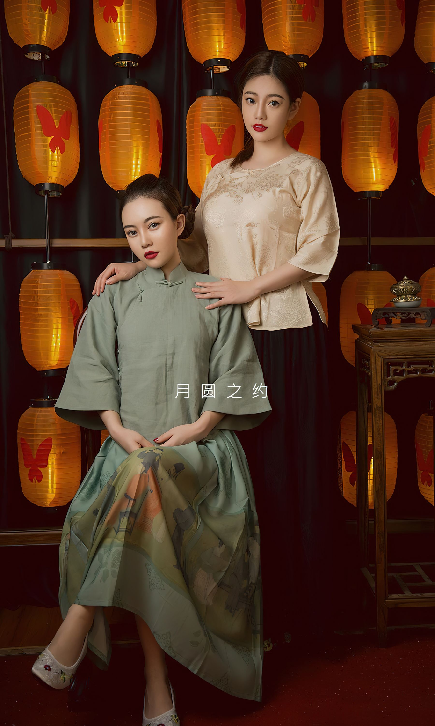 [爱尤物Ugirls] No.2408 刘邦妮 孟十朵 赏心月慕_第2张
