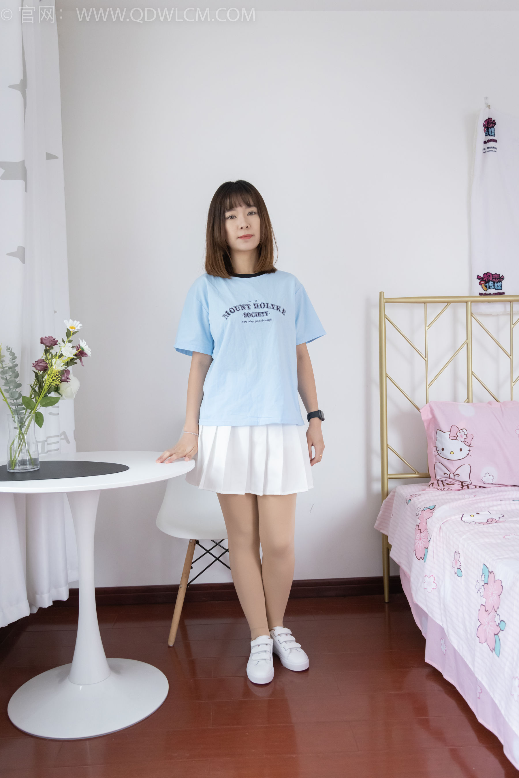 物恋传媒 No.1768 婷婷 -漫长黑夜_第1张