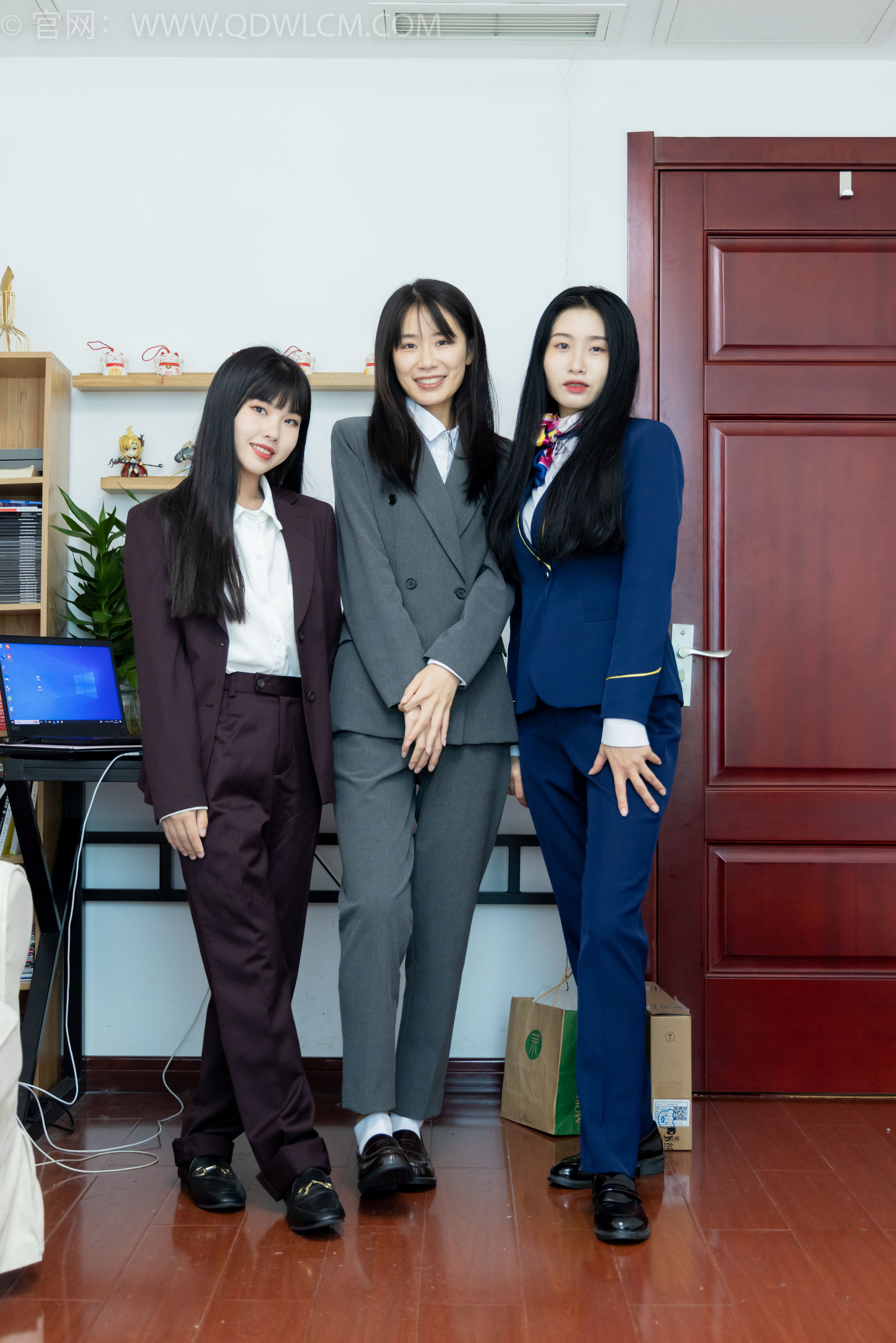 物恋传媒 No.2074 菜菜&米米&绒绒 -我们的秘密_第2张