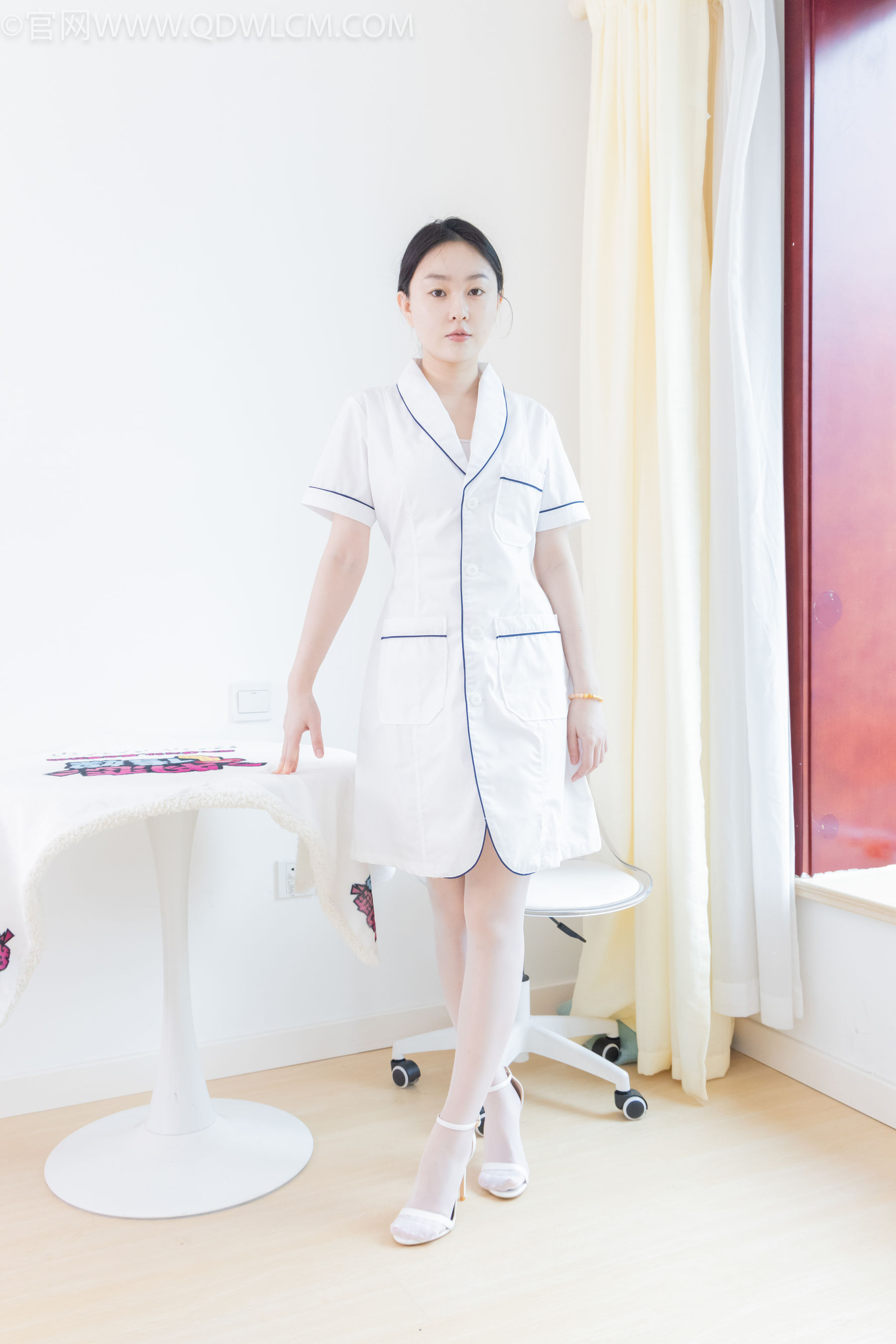 物恋传媒 No.2142 美兔 -纯与白_第1张