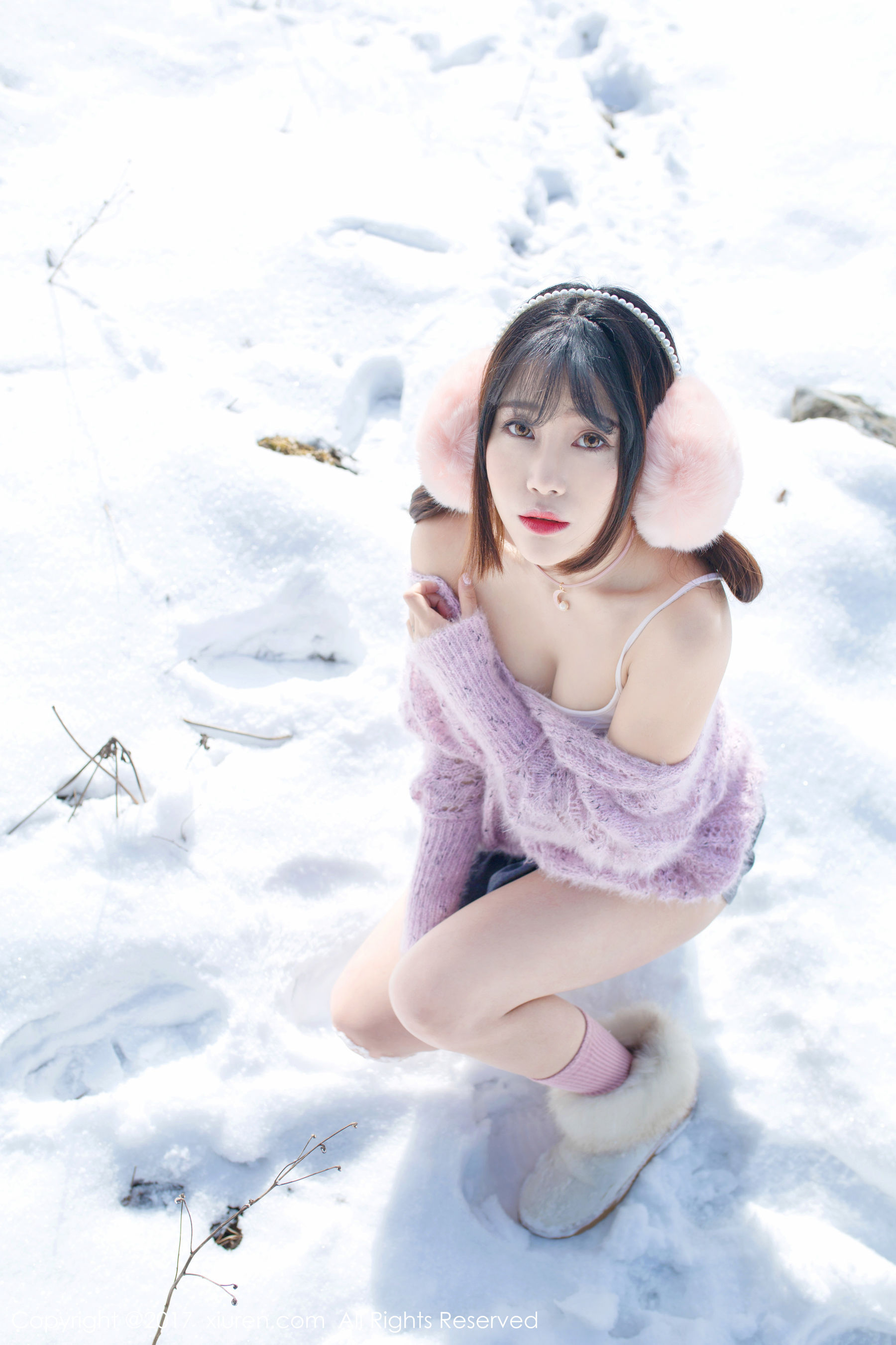 兜豆靓Youlina《冬天雪地人体摄影》 [秀人网XIUREN] No.720_第2张