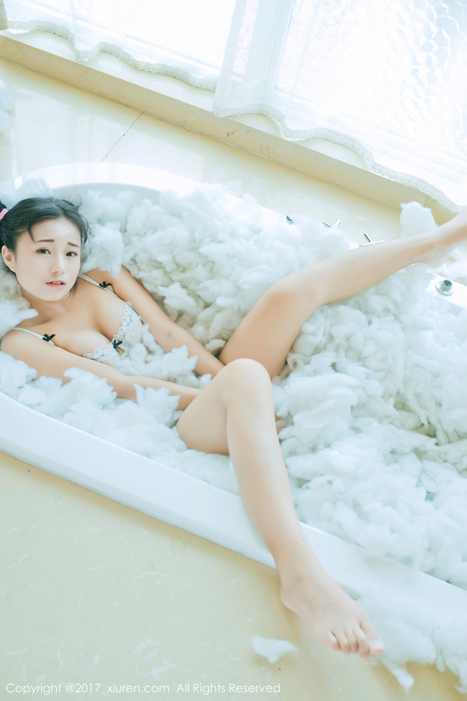 仓井优香《白色蕾丝吊带系列+连体日系高中体操服》 [秀人XIUREN] NO.805_第4张