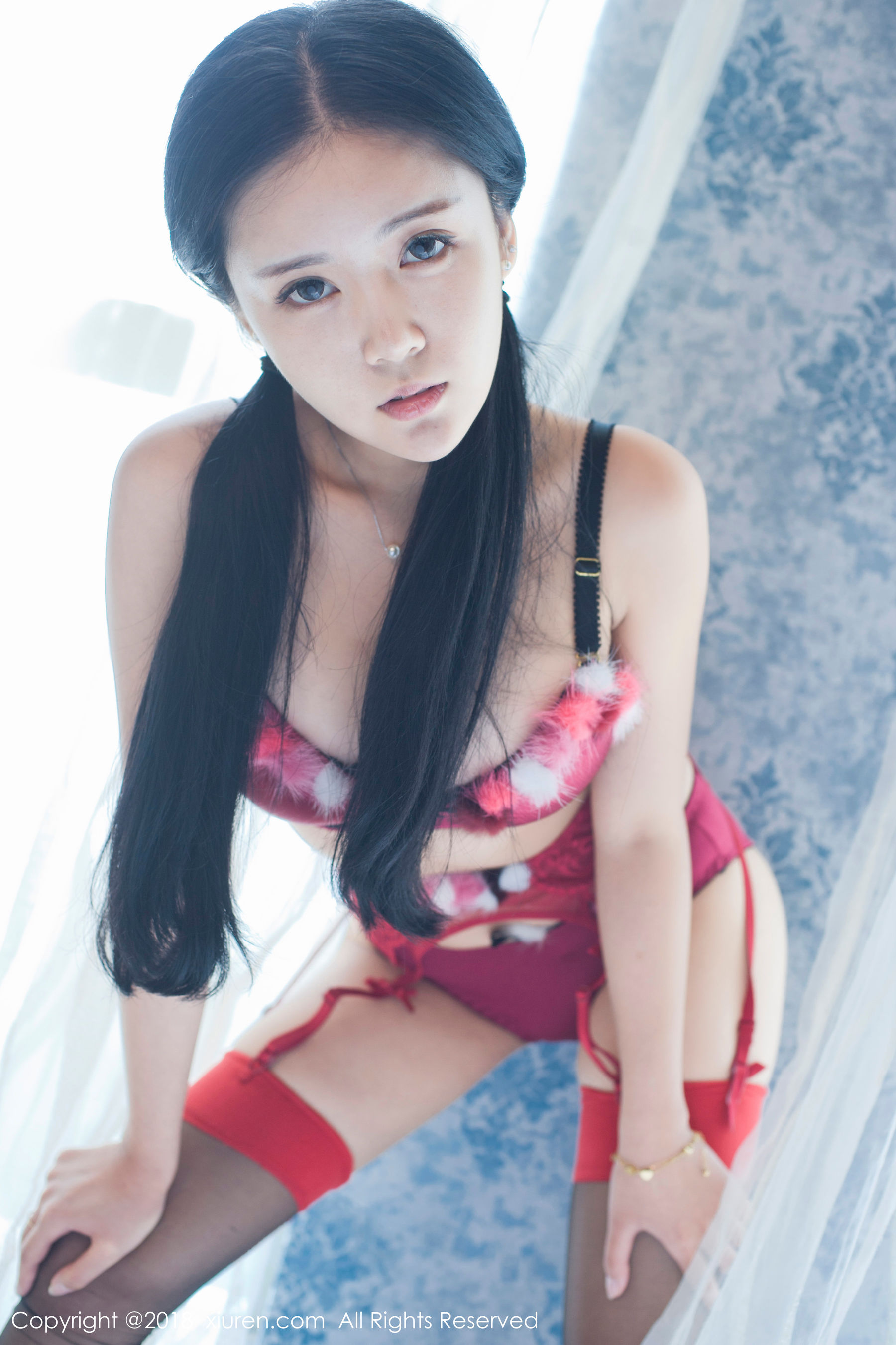 红气球《童颜巨乳稚气未脱小姑娘》 [秀人XiuRen] No.932_第5张