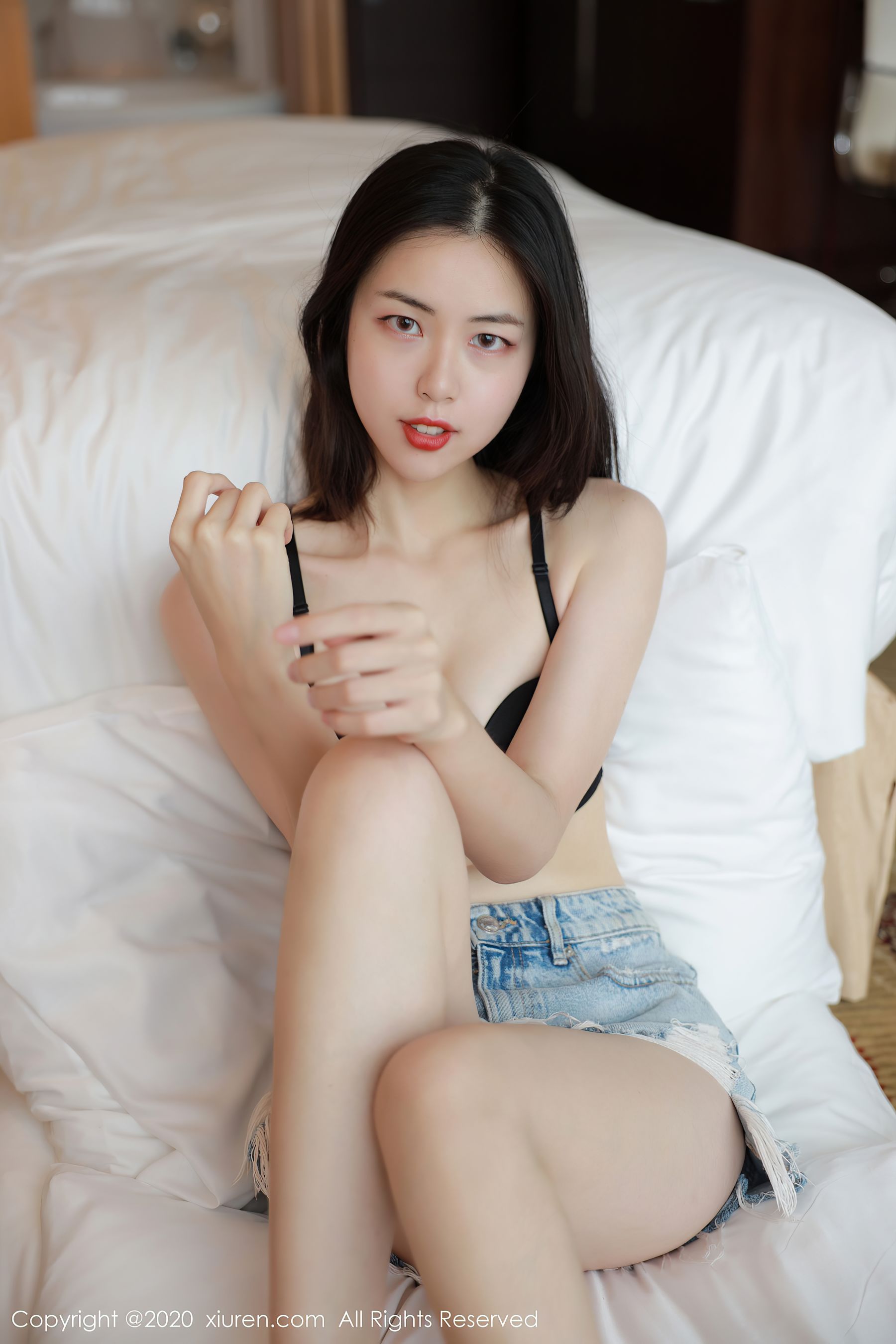 [秀人XIUREN] No.2397 噜噜妞儿_第2张