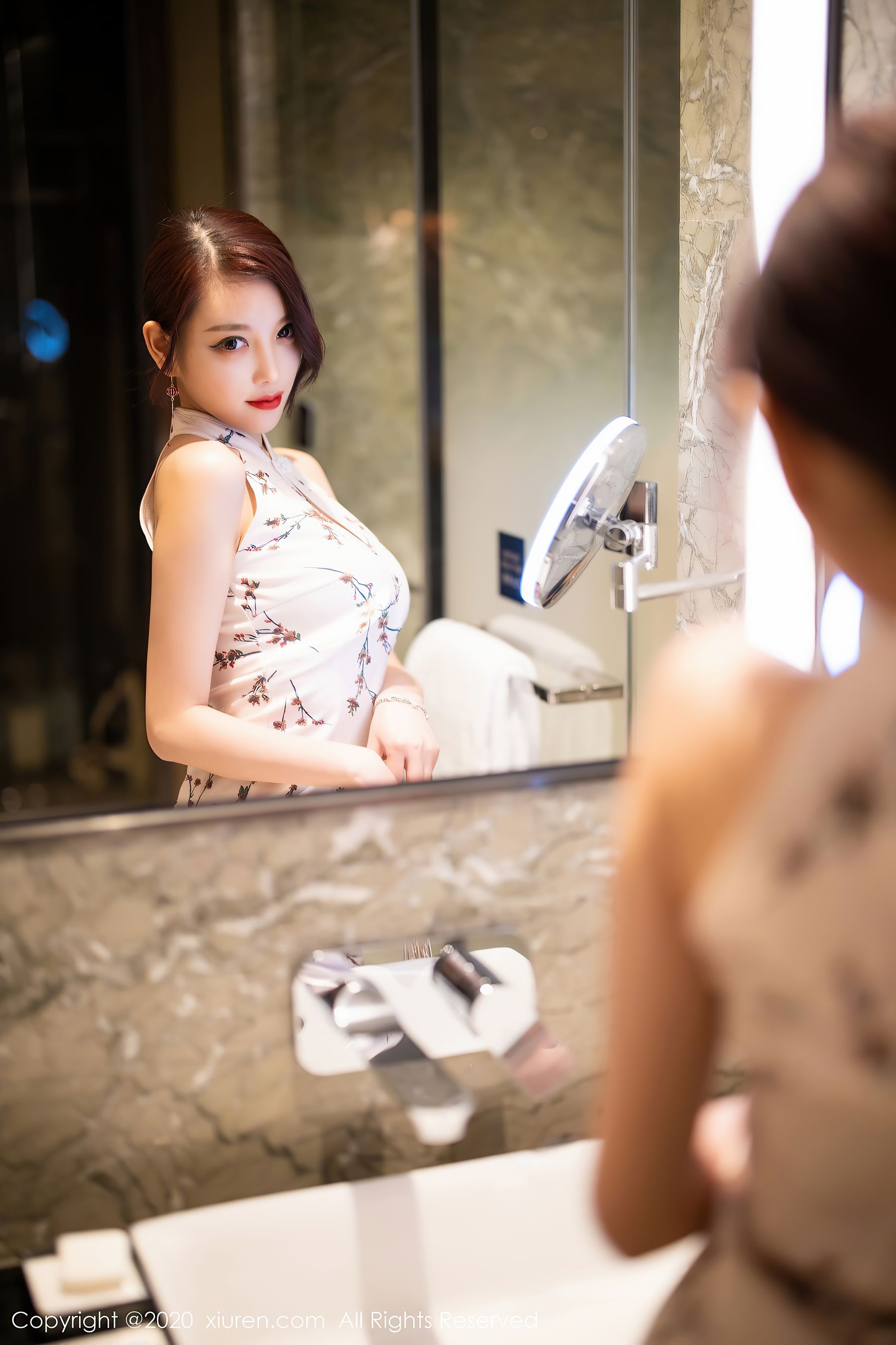 [秀人XiuRen] No.2487 杨晨晨sugar_第4张