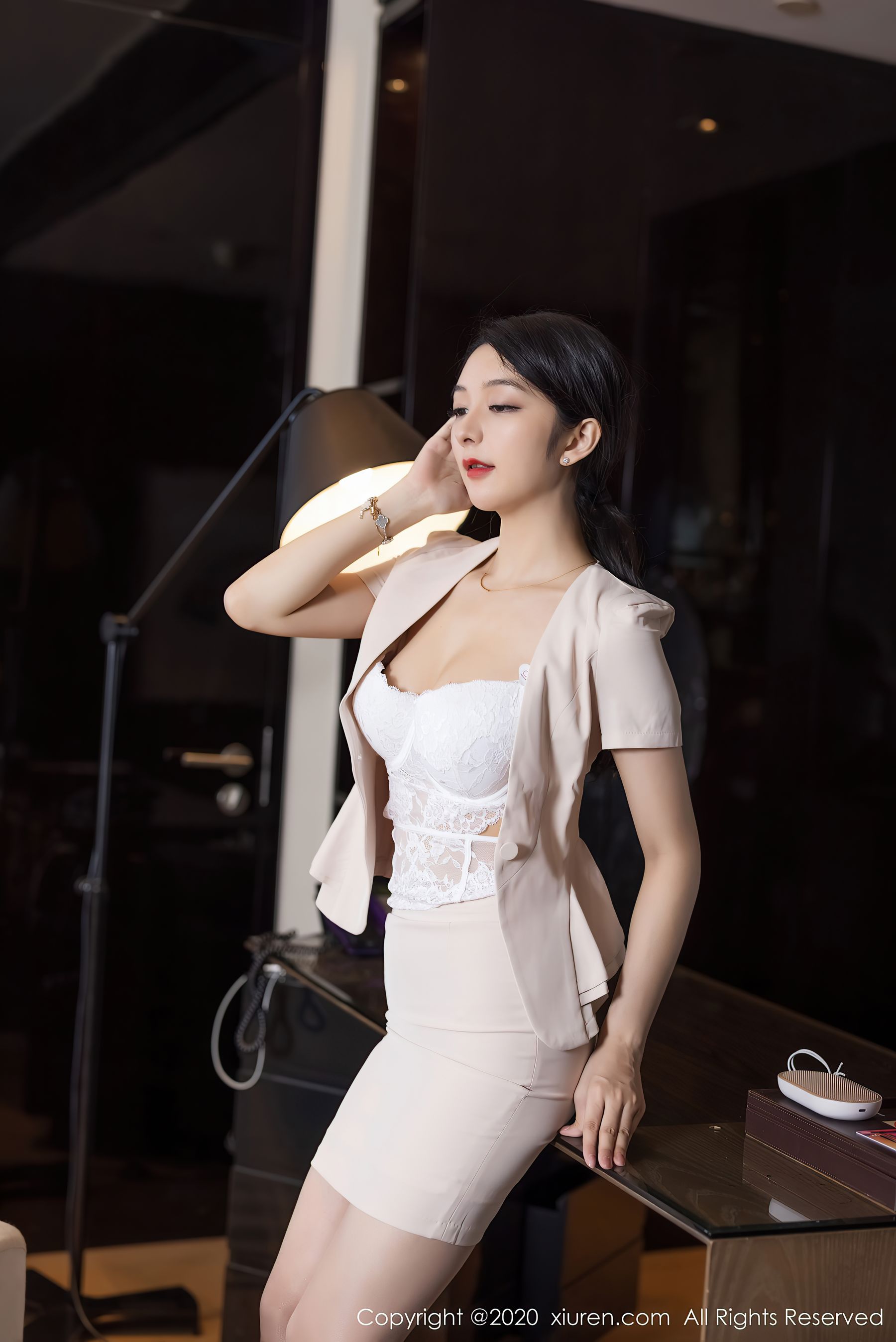[秀人XiuRen] No.2619 Angela小热巴_第2张