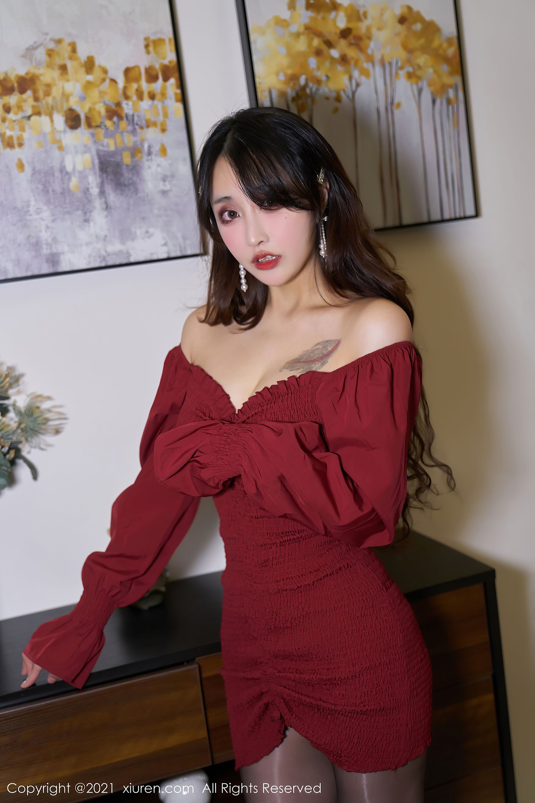 [秀人XIUREN] No.3476 林子欣Freya_第1张