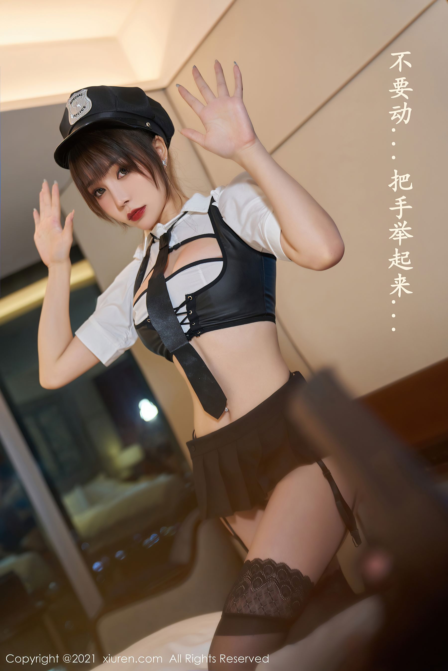 [秀人XIUREN] No.3588 芝芝Booty_第2张