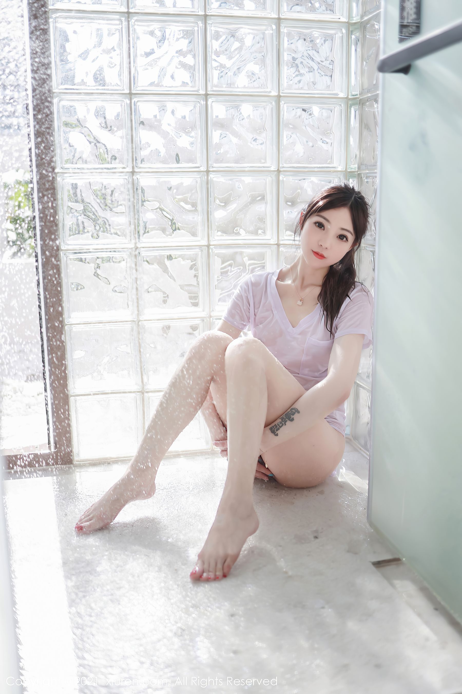 [秀人XIUREN] No.3637 佘贝拉bella_第5张