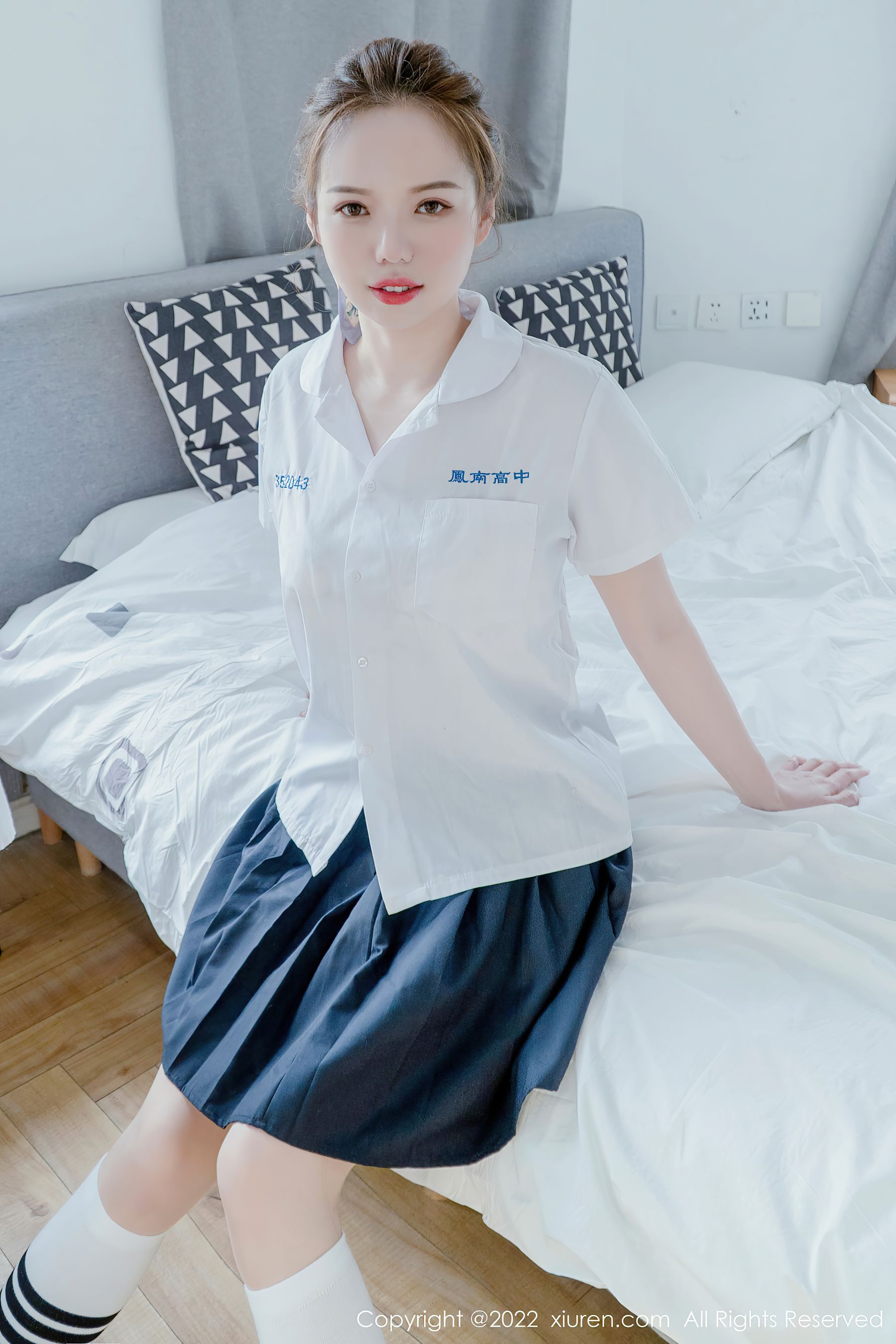 [秀人XiuRen] No.4981 大美媚京_第1张