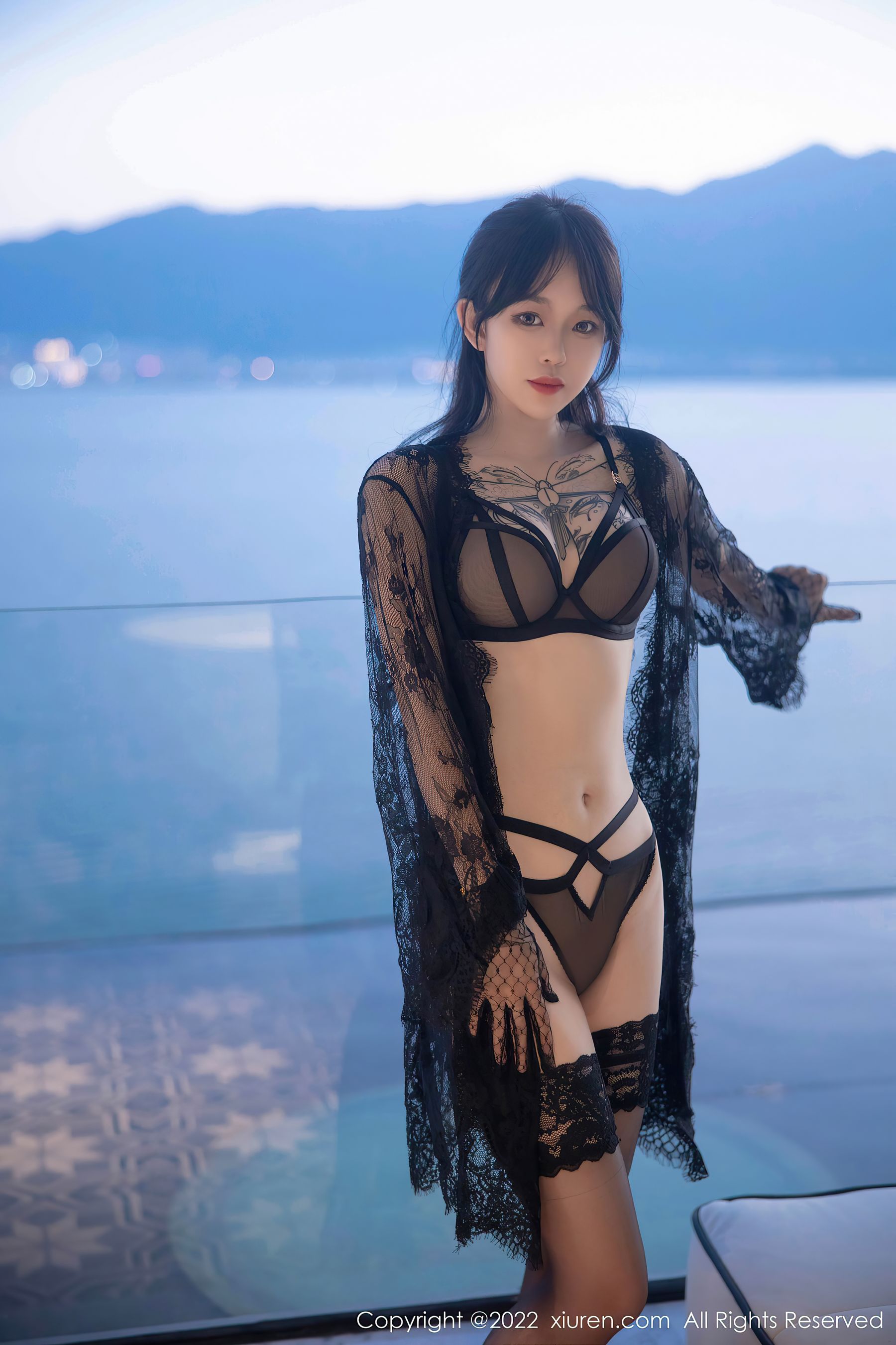 [秀人XiuRen] No.5491 奶瓶_第1张
