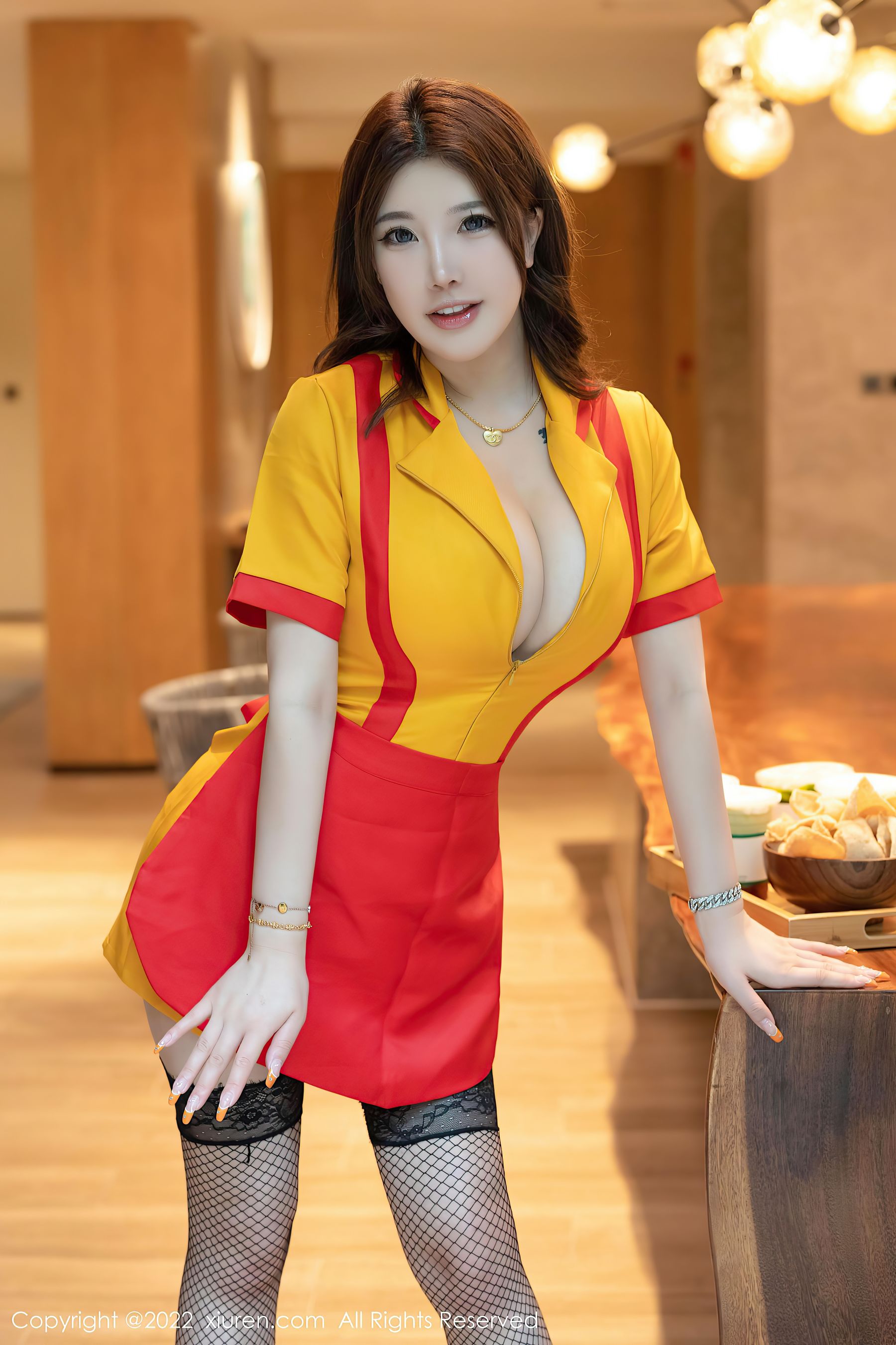 [秀人XiuRen] No.5509 小海臀Rena_第4张