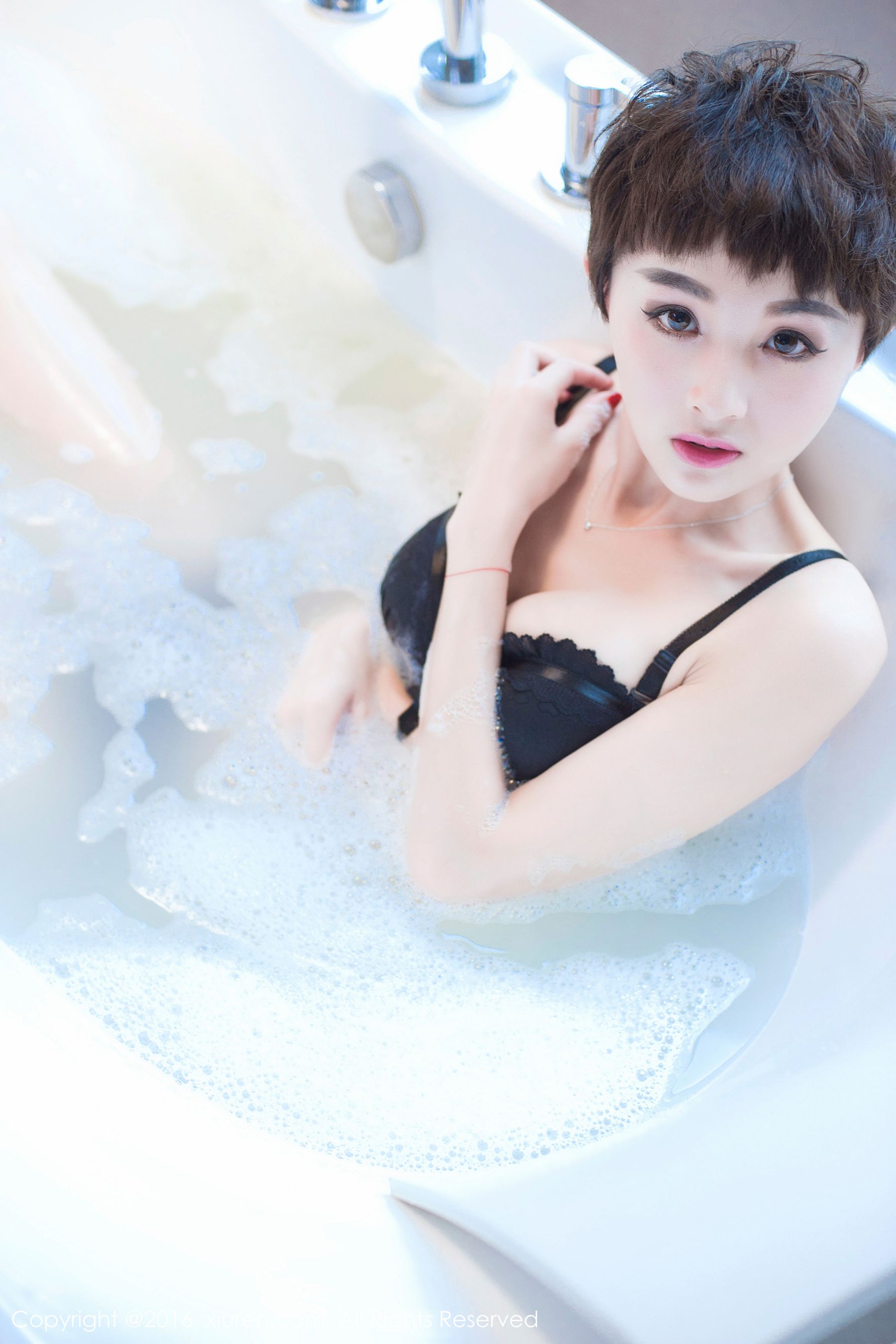 baby_kiki《真实美女空姐的休闲时光》 [秀人网XiuRen] No.657_第4张