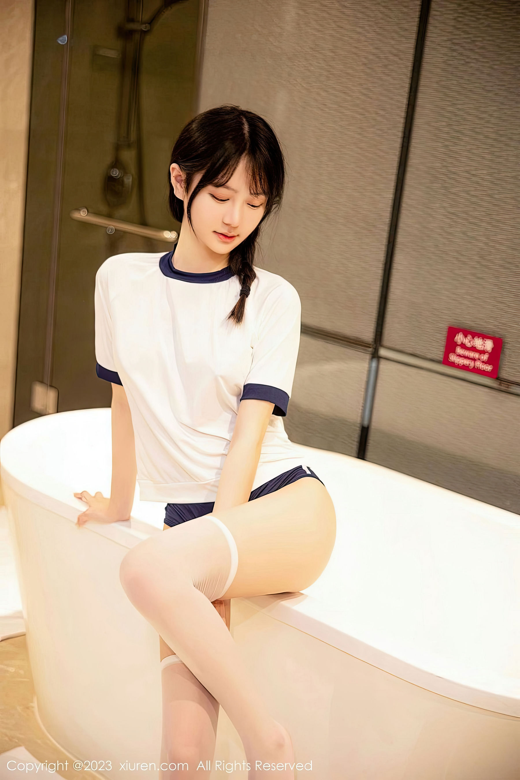 [秀人XiuRen] 2023.03.21 No.6447 谢小蒽_第2张
