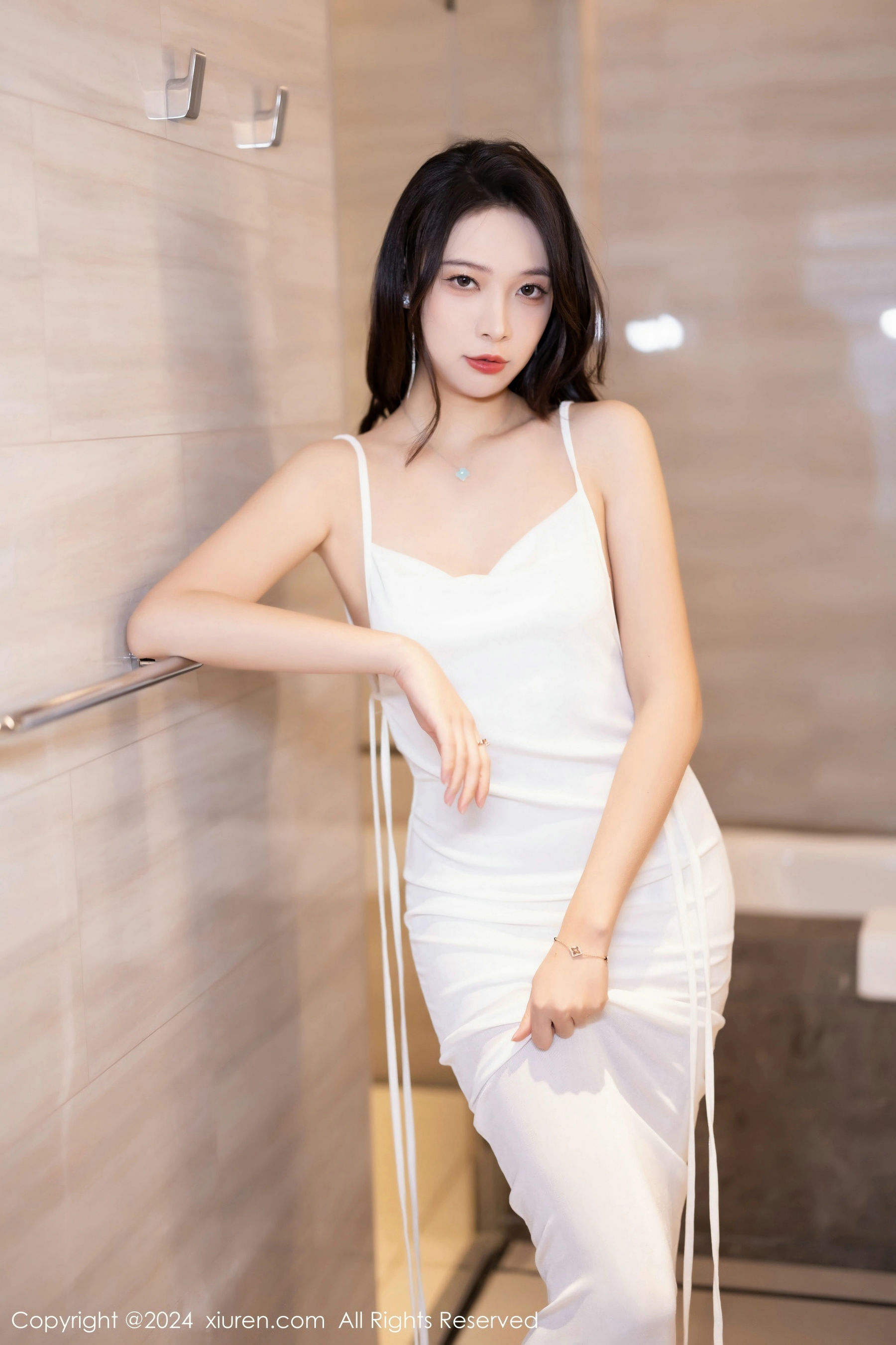 [秀人XiuRen] 2024.03.22 No.8272 郑颖姗Bev_第4张