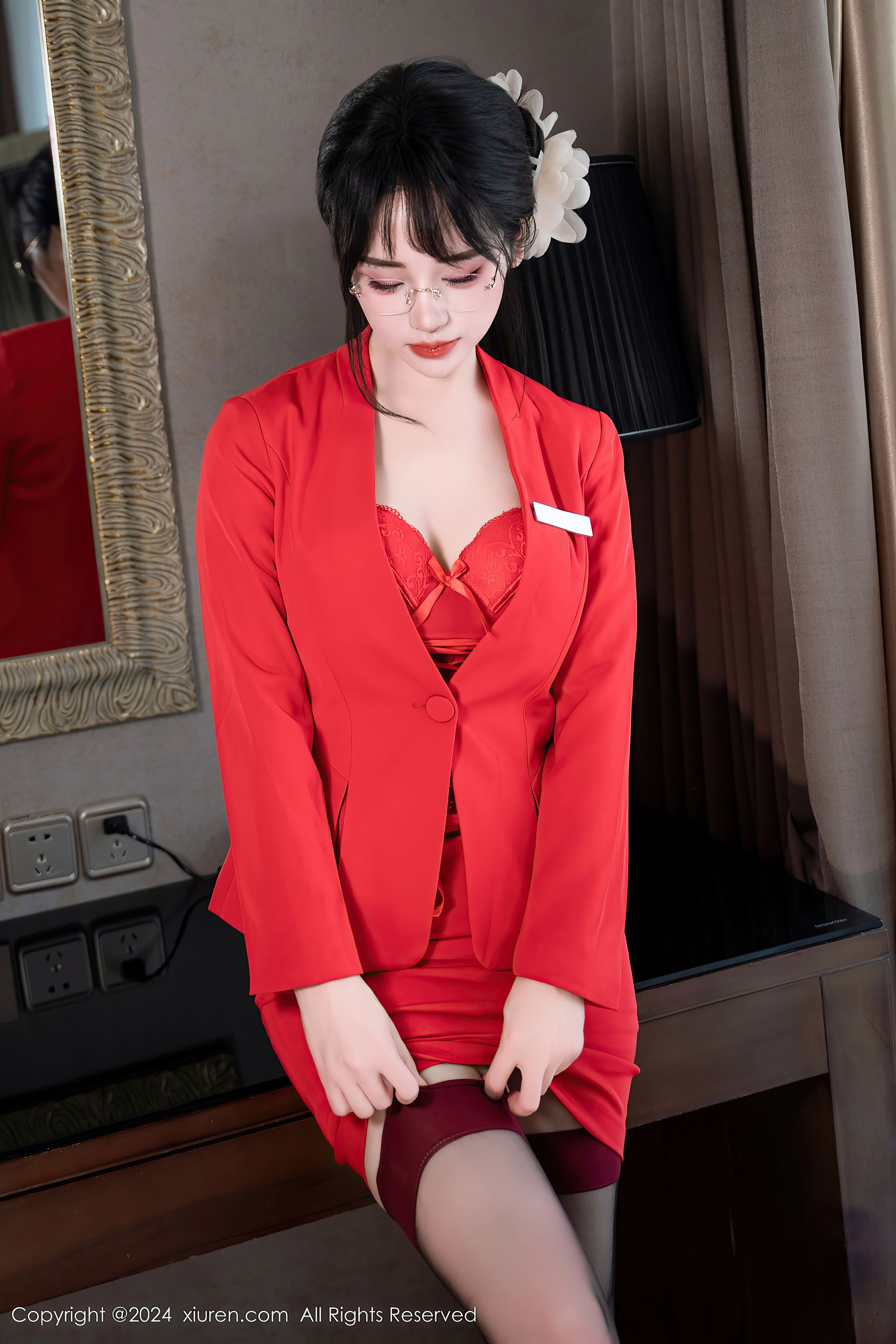 [秀人XiuRen] 2024.04.09 No.8360 汐汐爱吃草莓_第2张