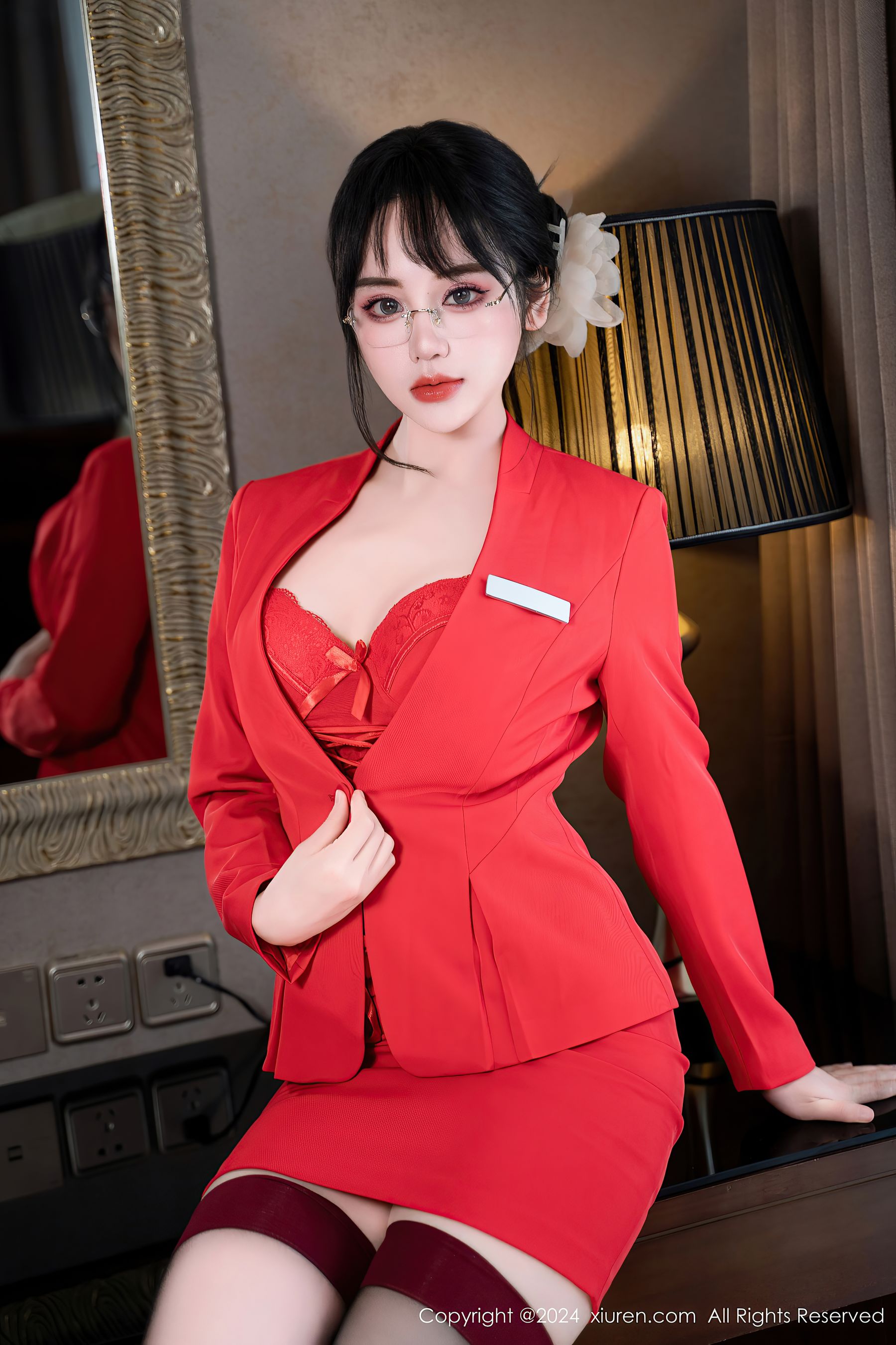 [秀人XiuRen] 2024.04.09 No.8360 汐汐爱吃草莓_第4张