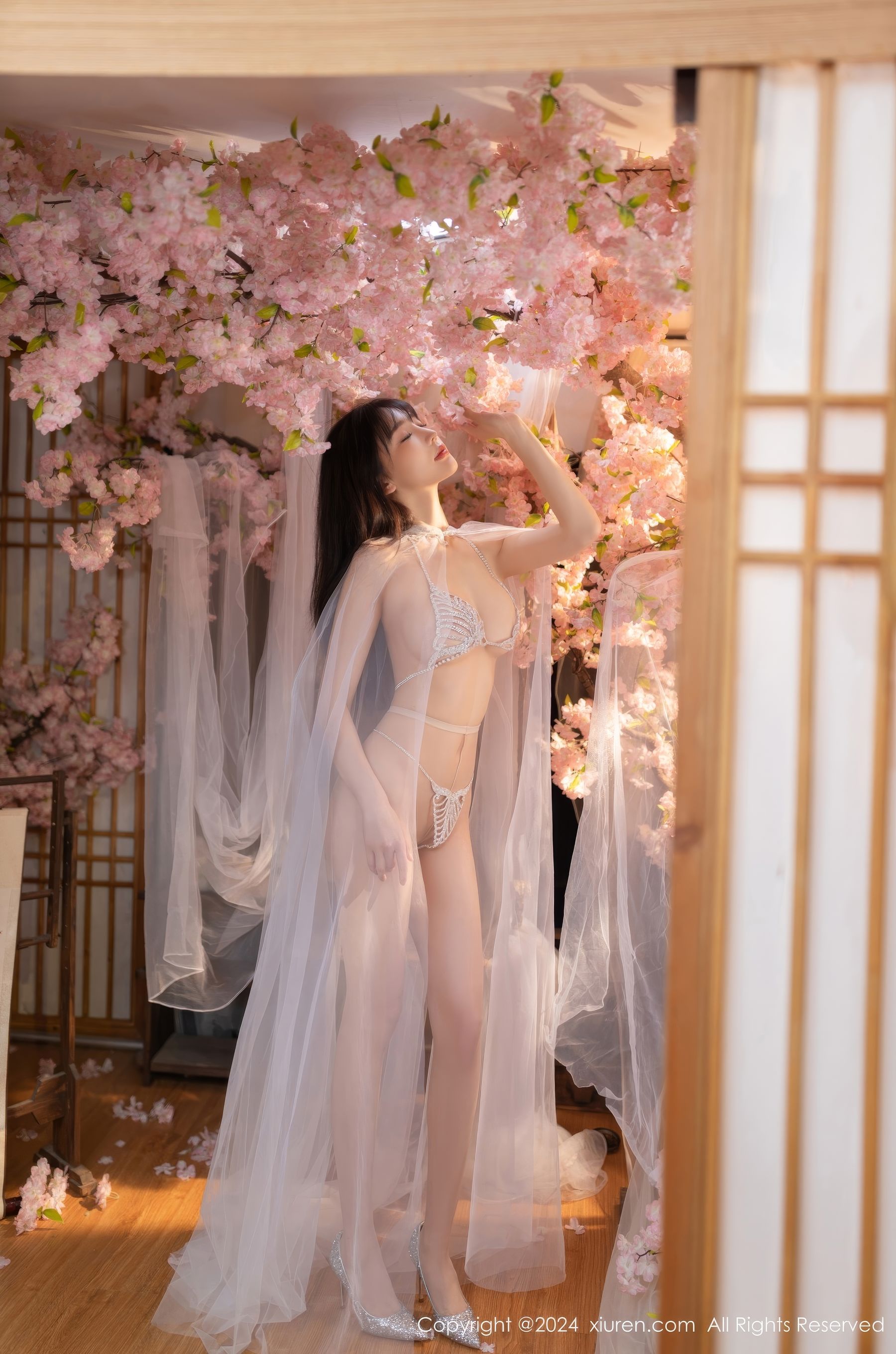 [秀人XiuRen] 2024.07.04 No.8807 陆萱萱_第4张