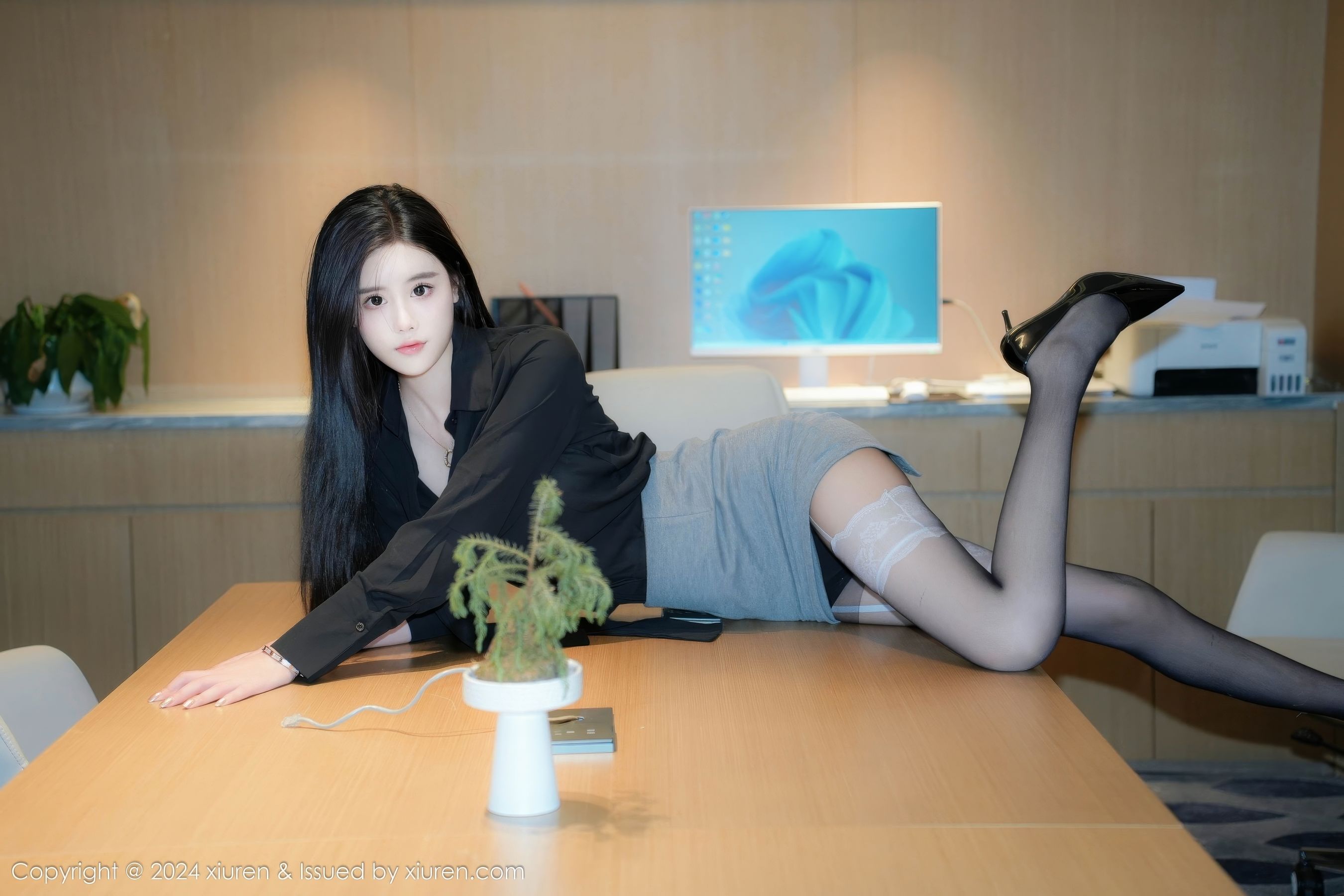 [秀人XiuRen] 2024.09.14 No.9167 Erikaki_第3张