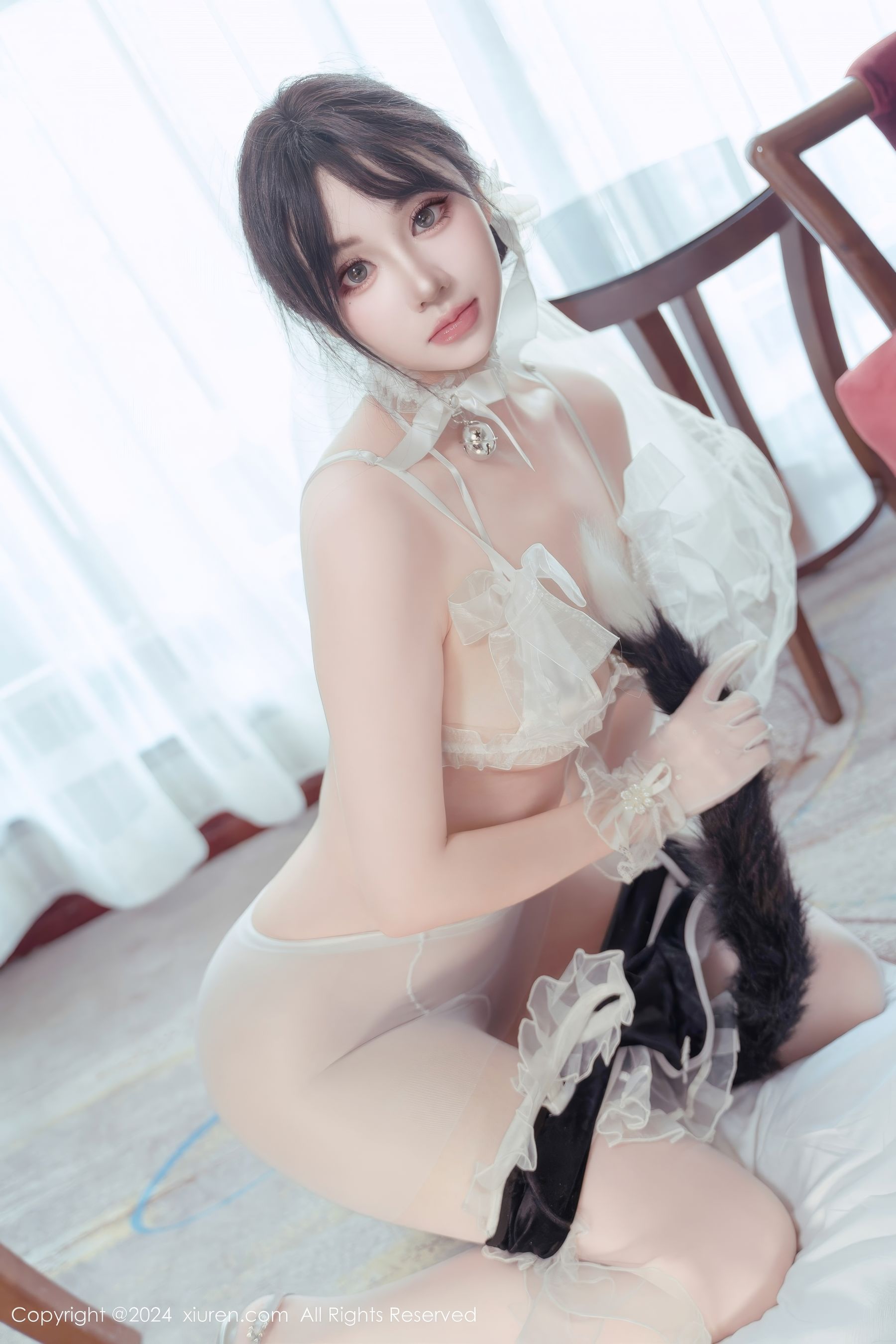[秀人XiuRen] 2024.09.24 No.9197 汐汐爱吃草莓_第1张