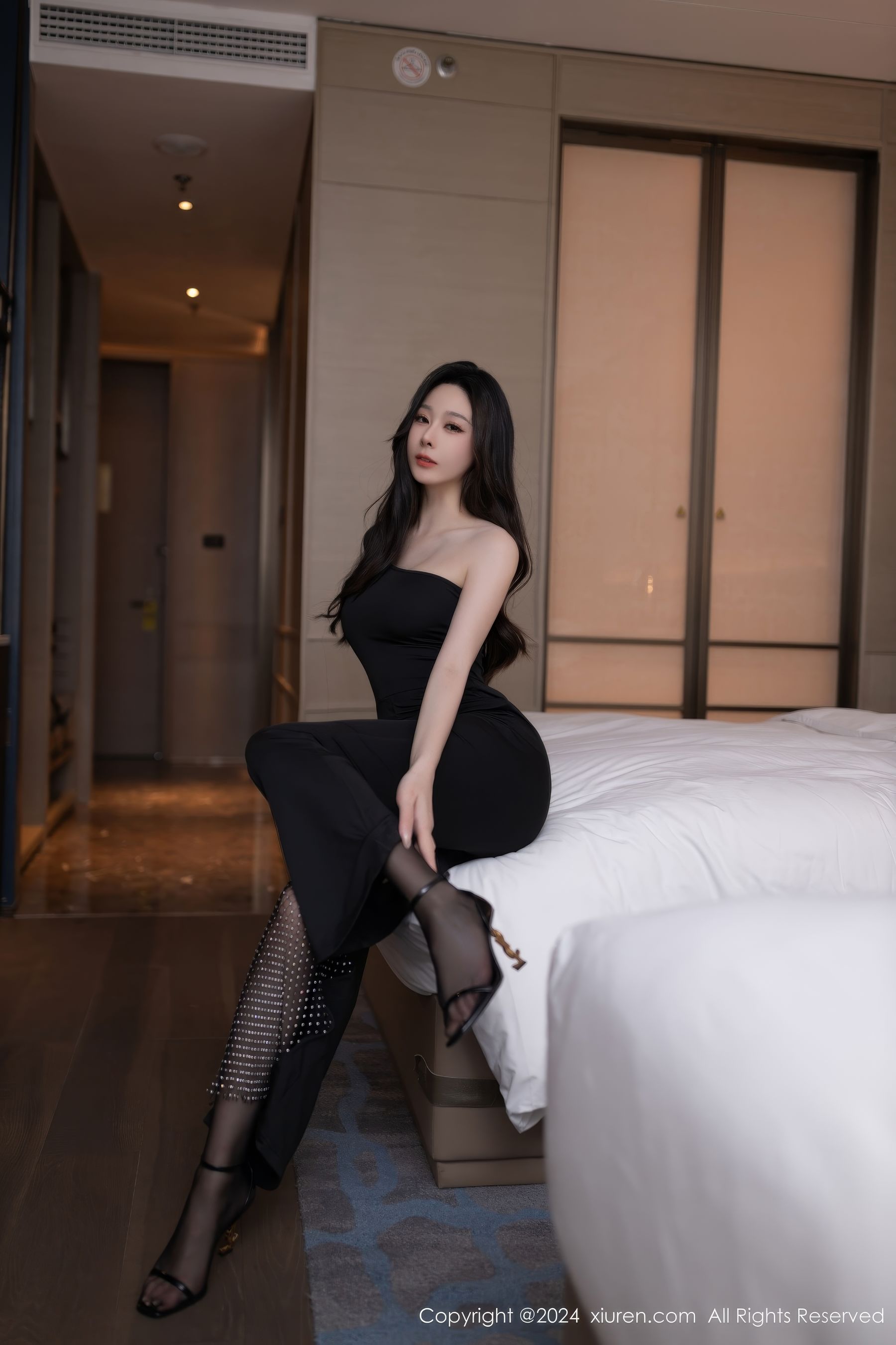 [秀人XiuRen] 2024.11.01 No.9386 小逗逗_第5张