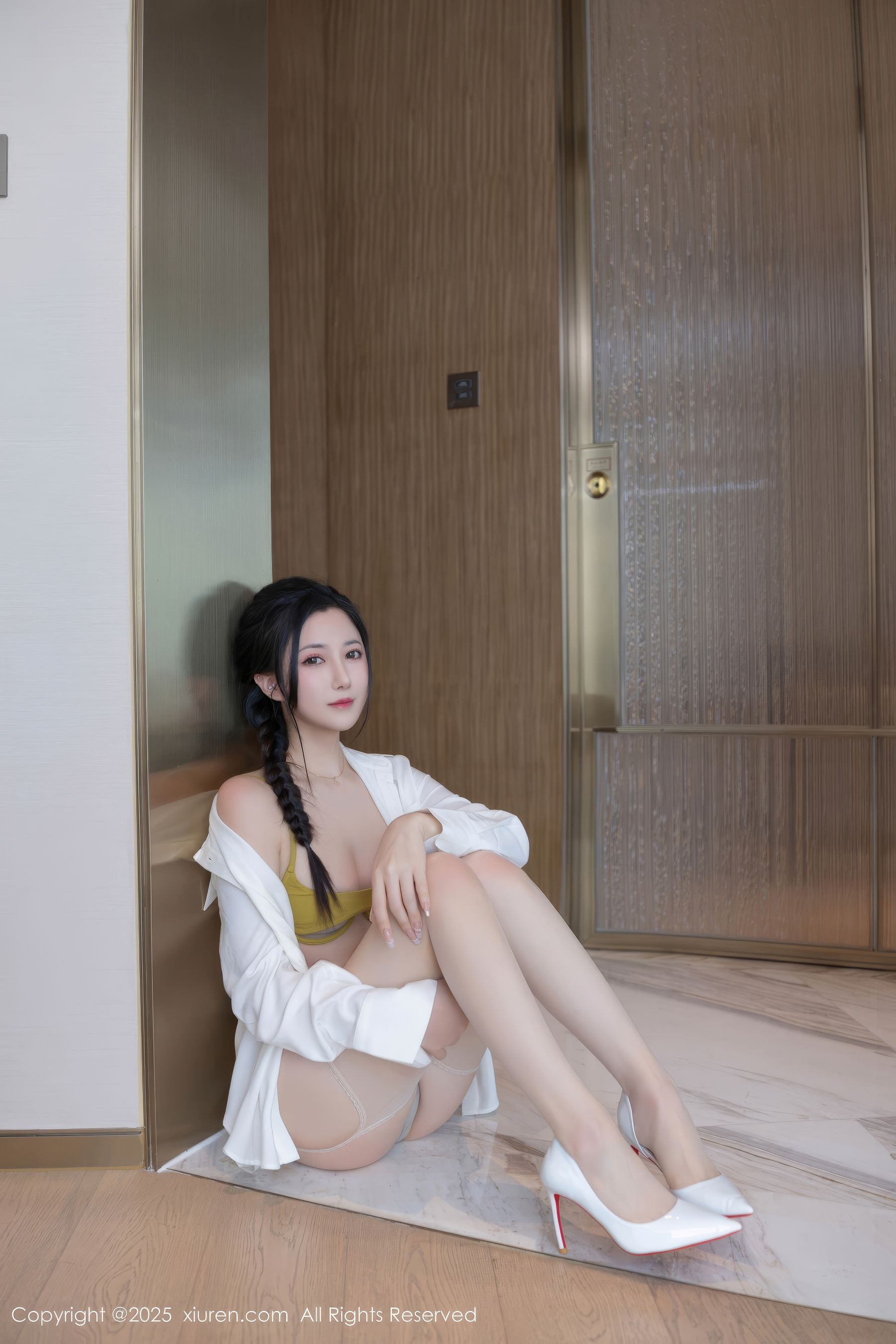 [秀人XiuRen] 2025.01.03 No.9709 鱼子酱Fish_第3张