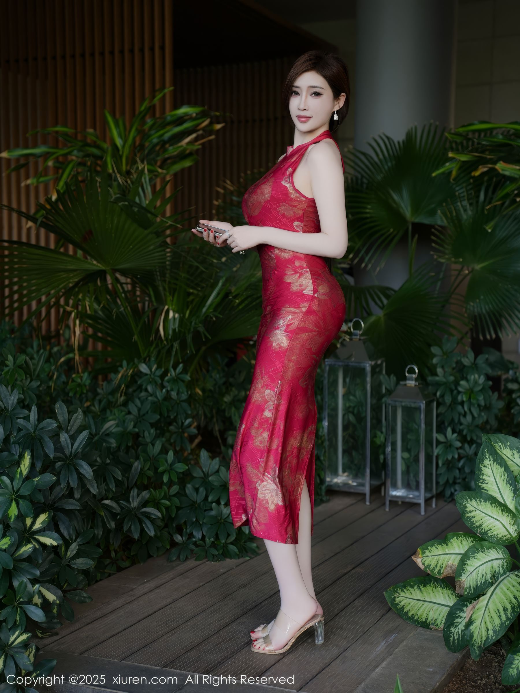 [秀人XiuRen] 2025.02.05 No.9837 Carol周妍希X_第2张