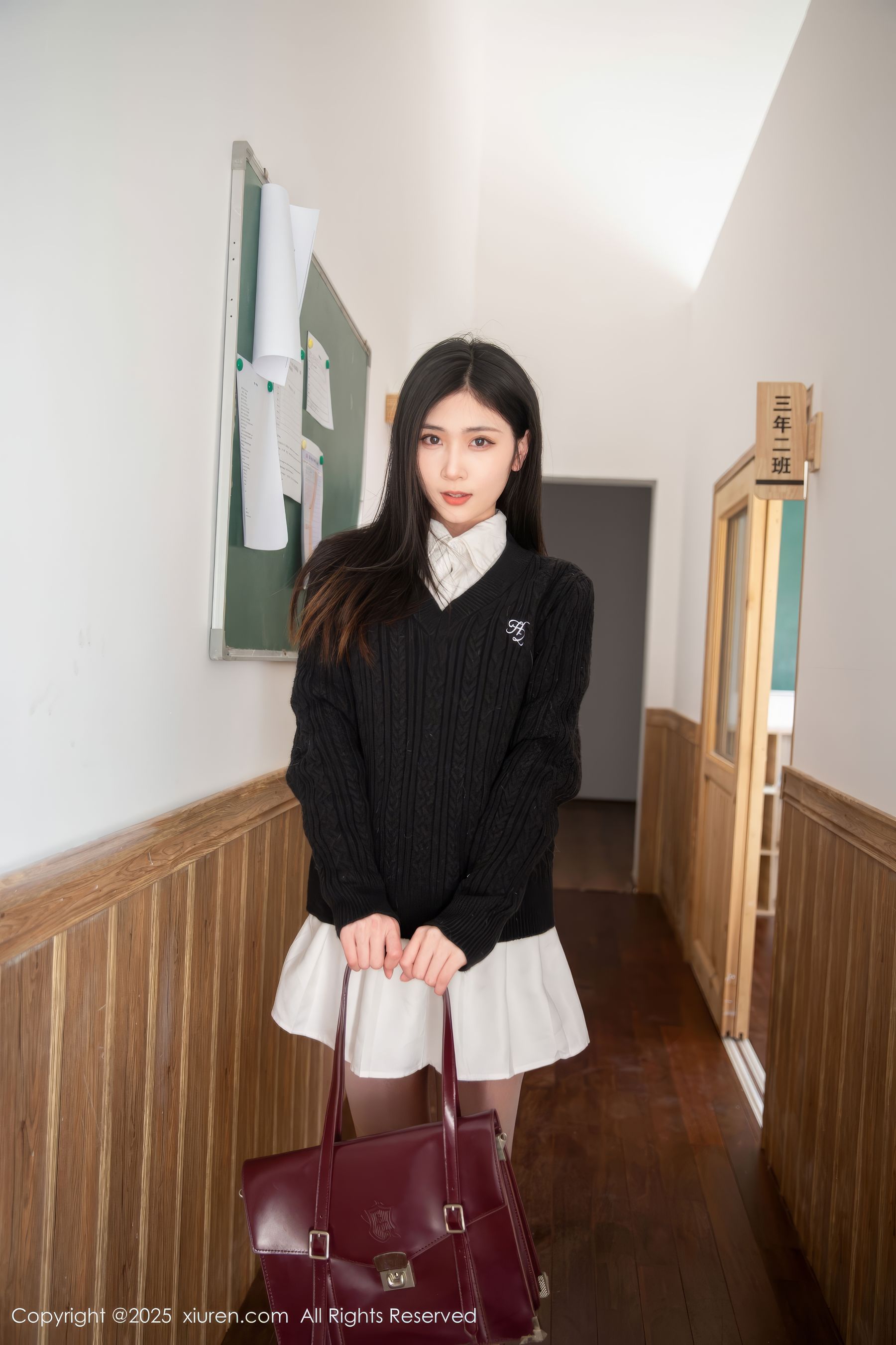 [秀人XiuRen] 2025.03.27 No.10078 刘婷婷_第1张