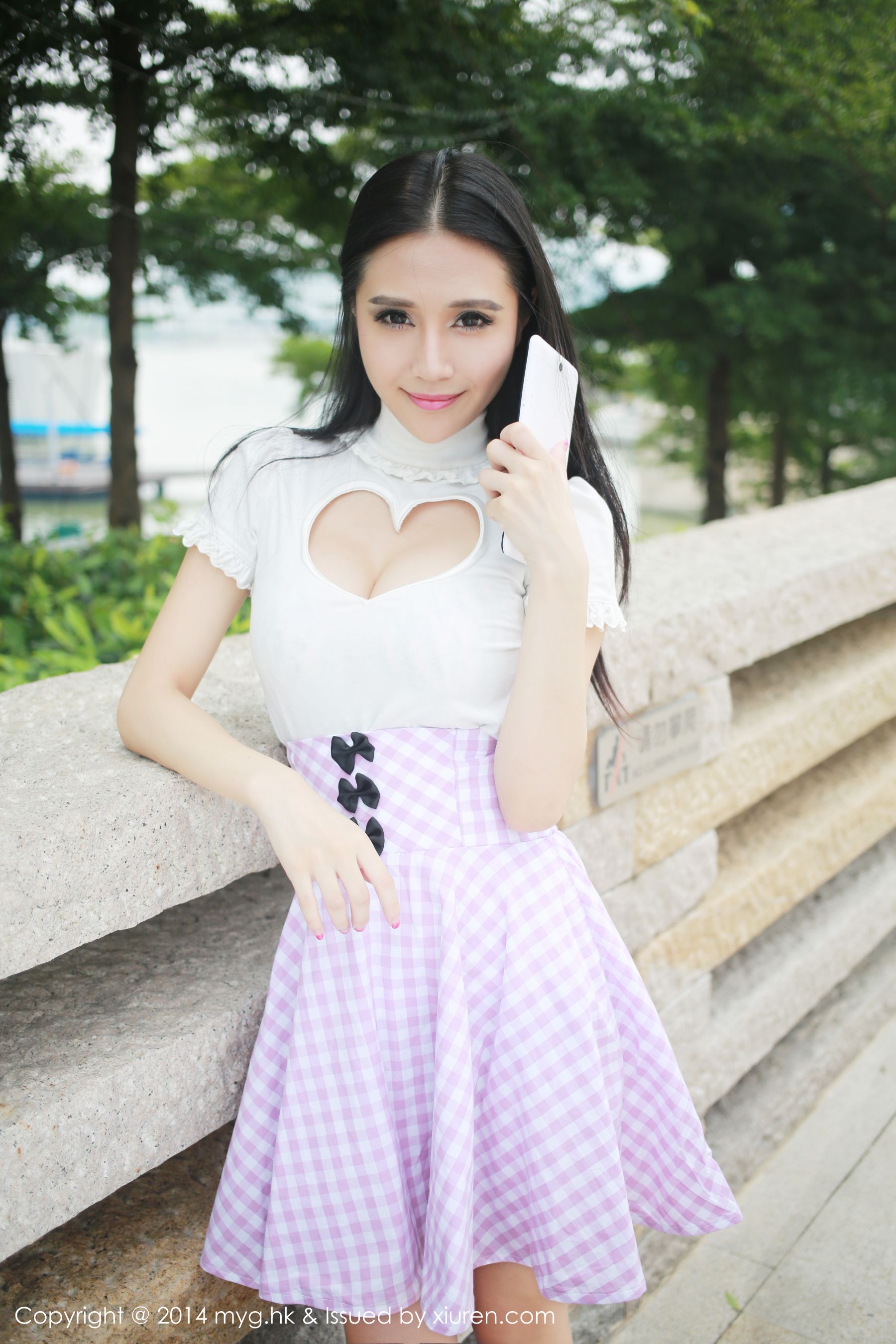 于大小姐AYU《街拍超短裙+可爱内衣》 [美媛馆MyGirl] Vol.018_第4张