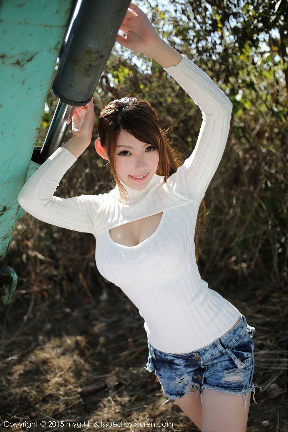MARA醬《泰国旅拍Pai县》热裤妹子+蕾丝泳装 [美媛馆MyGirl] Vol.097_第1张