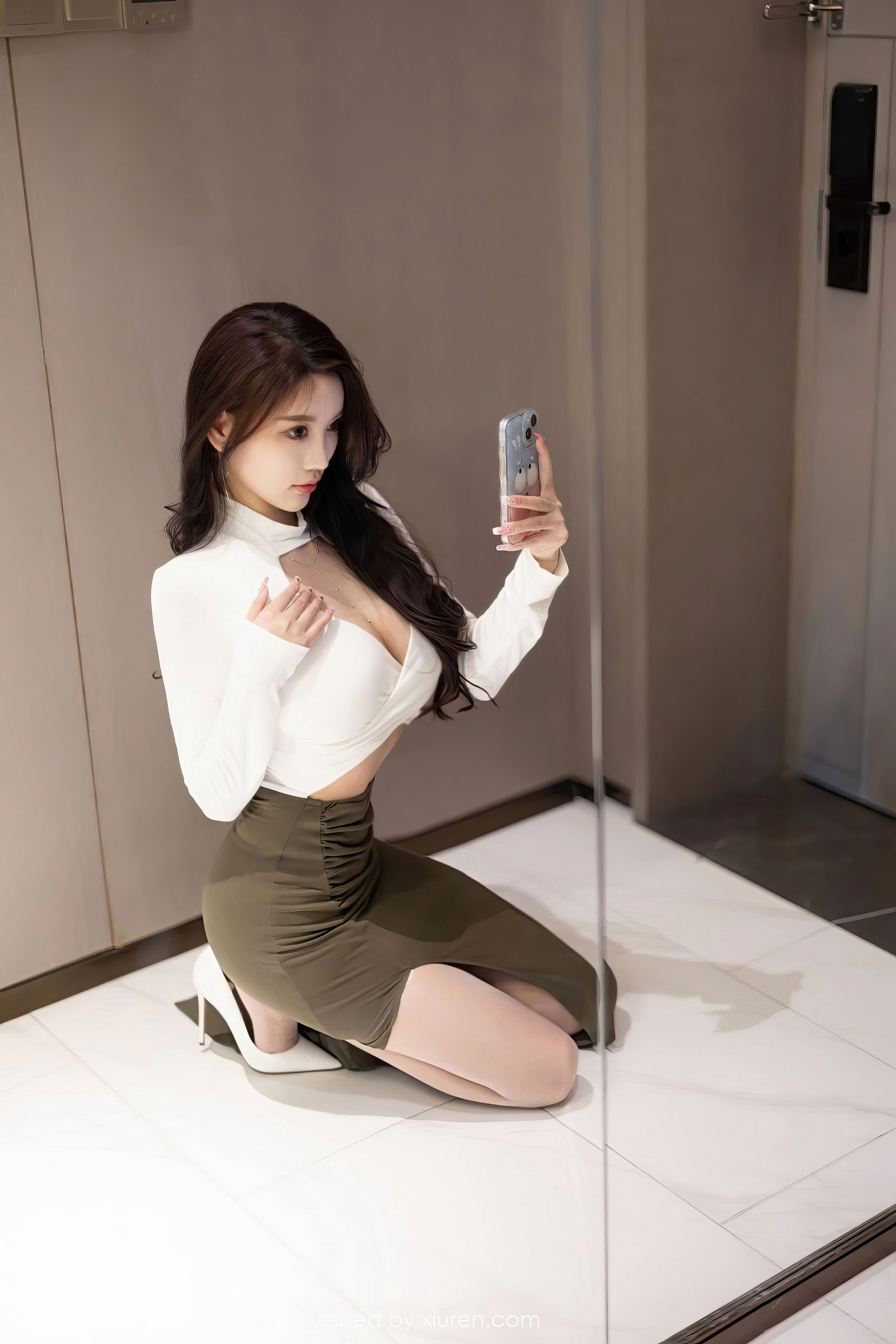 [XIAOYU]语画界 2023.07.28 Vol.1080 杨晨晨_第4张