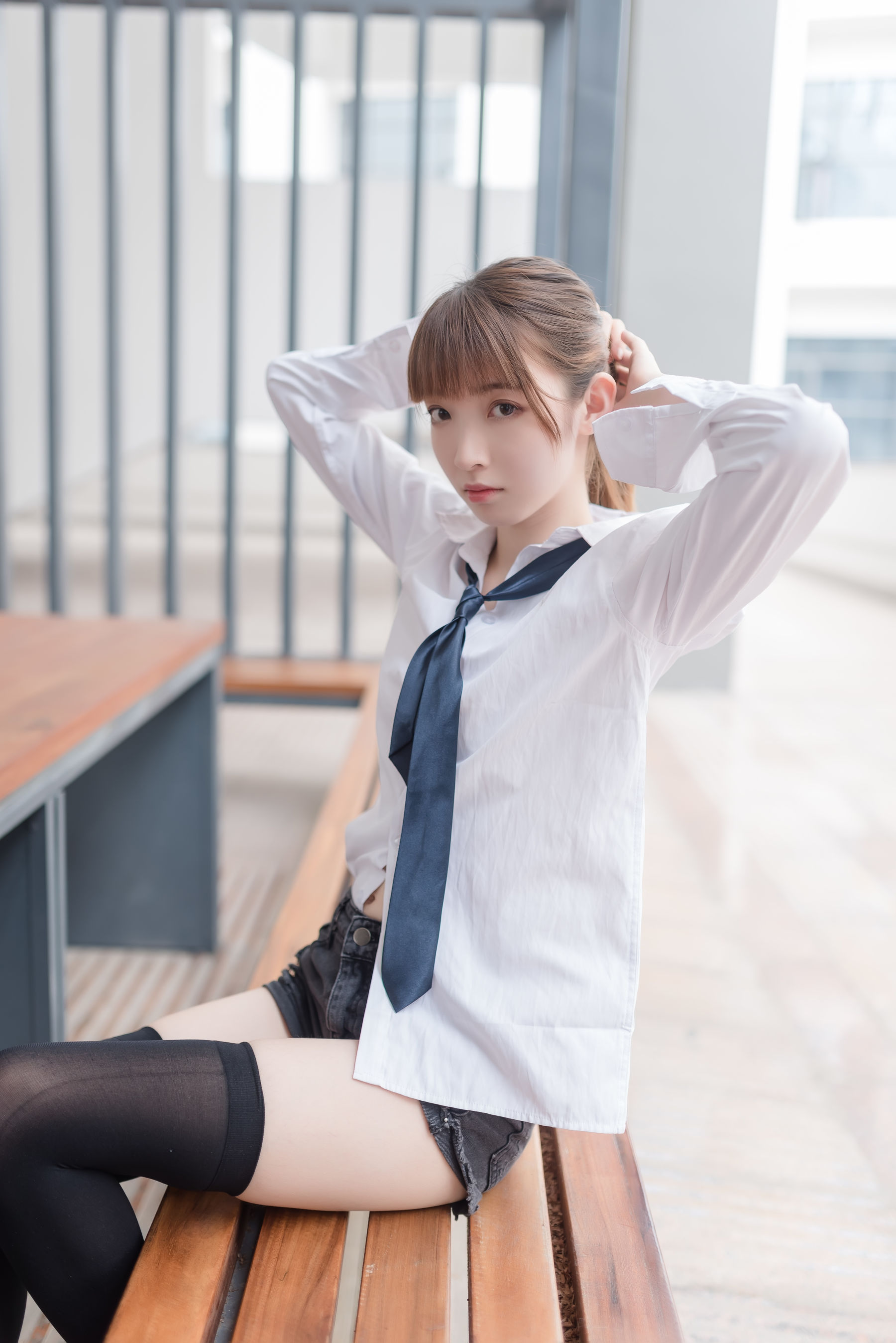 [风之领域] NO.039 祖木子 白衬衫黑丝美腿_第1张