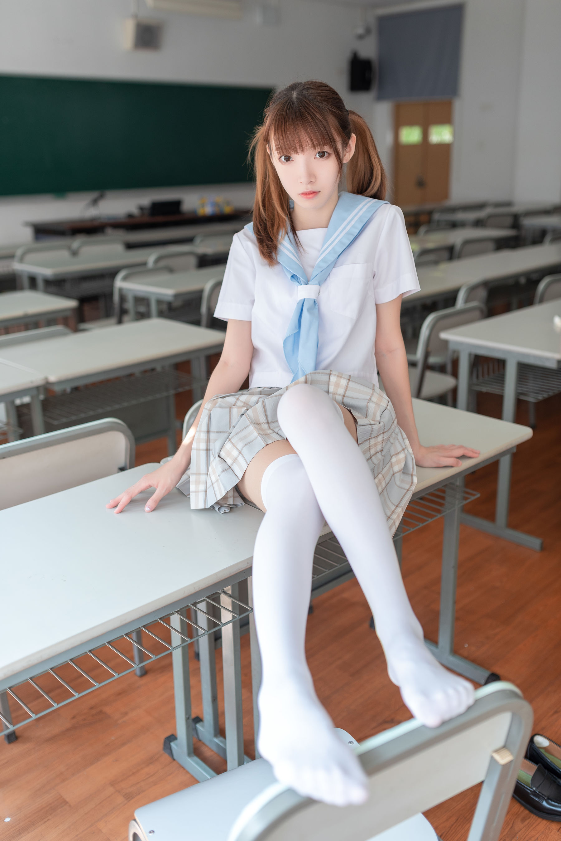 [风之领域] NO.041 祖木子 教室水手服白丝_第3张