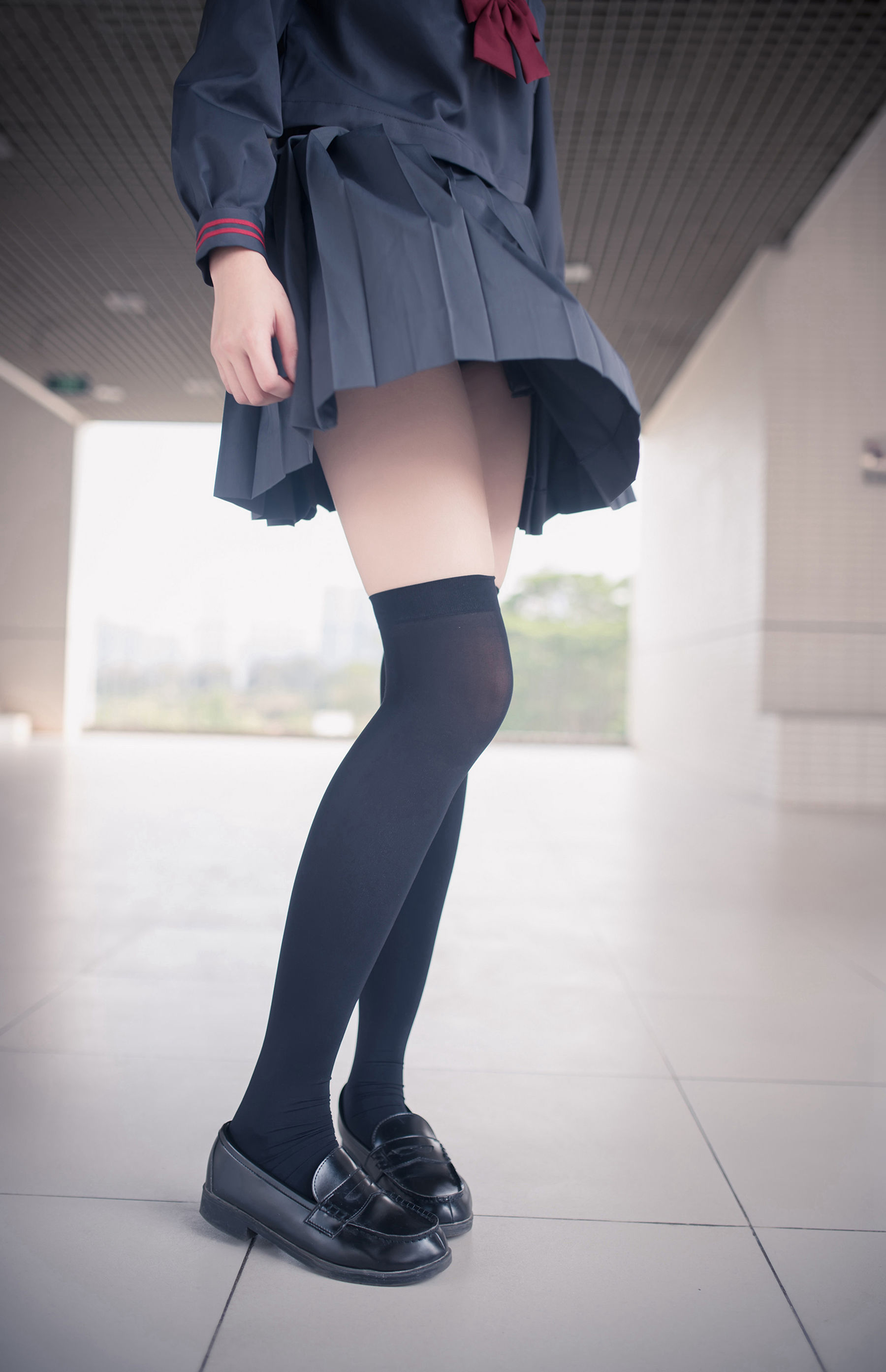 [风之领域] NO.120 超短情趣制服黑丝长腿2_第1张