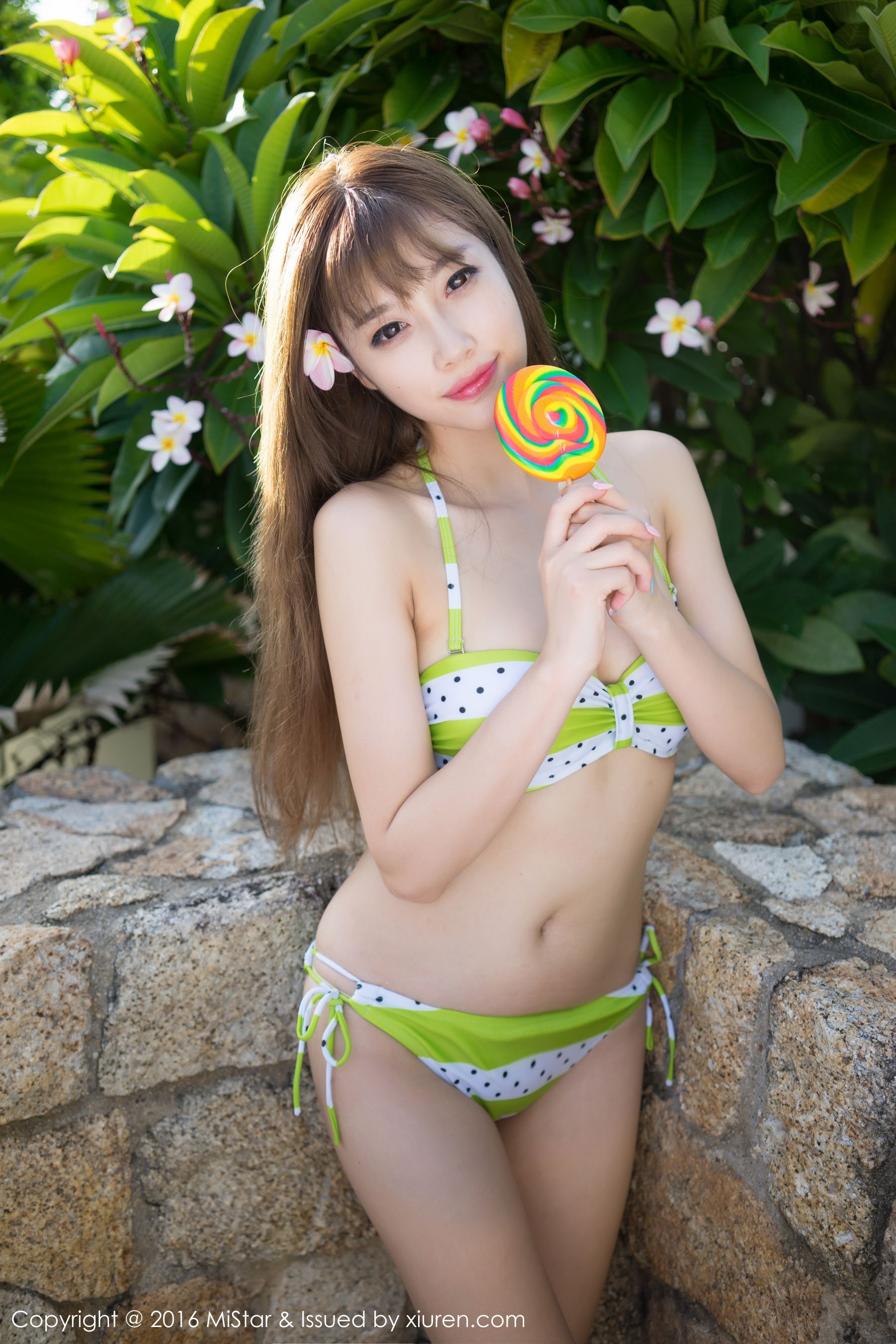 sugar小甜心CC《性感比基尼+甜美水手服学生装》 [魅妍社MiStar] Vol.134_第1张
